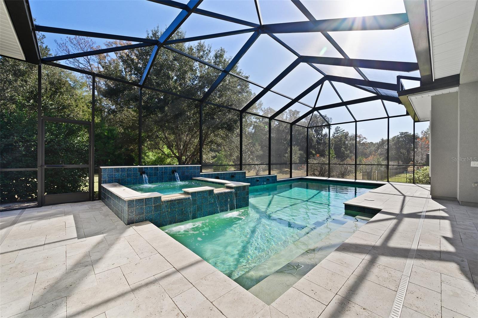 OAKMONT - Residential