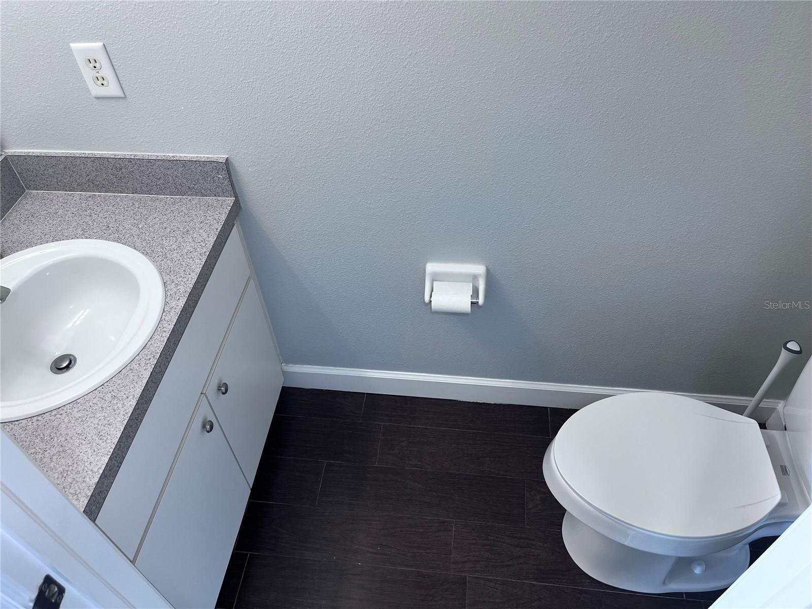 FOSTERS CREEK UNIT II - Residential Lease