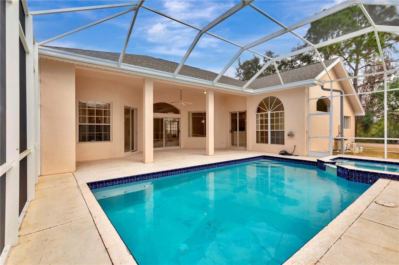 WHITCOMB PLACE - Residential