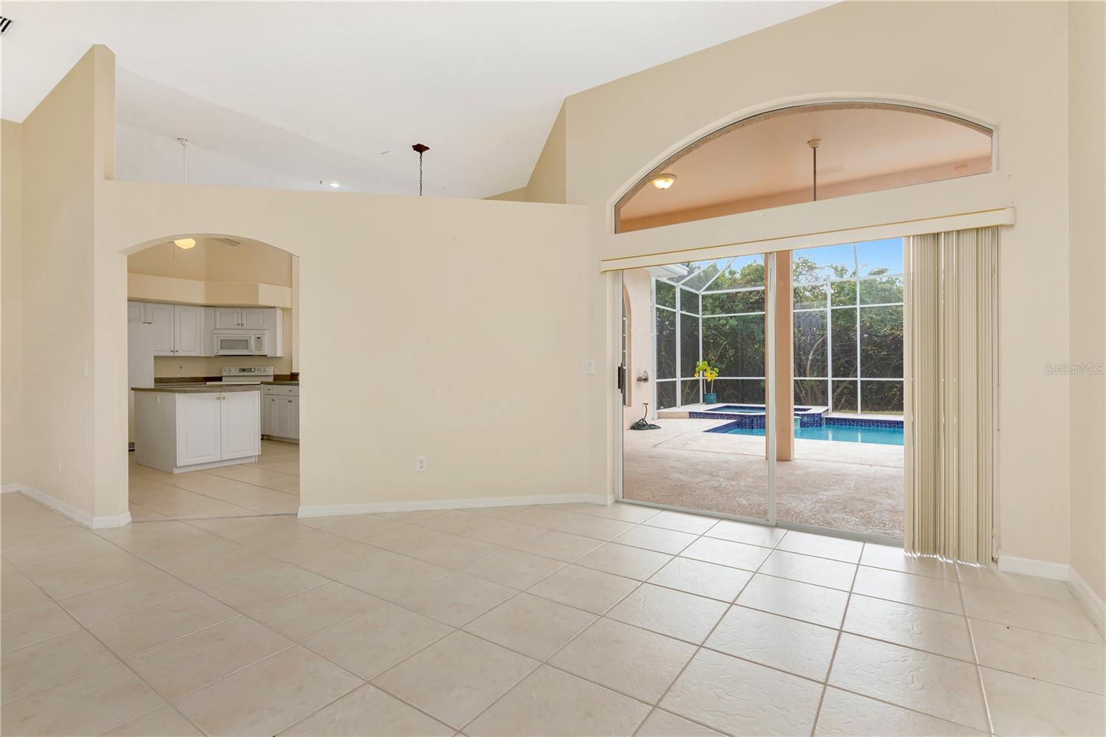 WHITCOMB PLACE - Residential