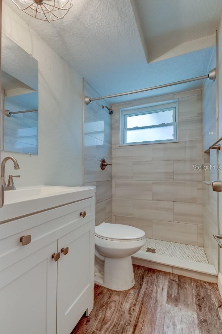 EMBASSY HILLS - Residential