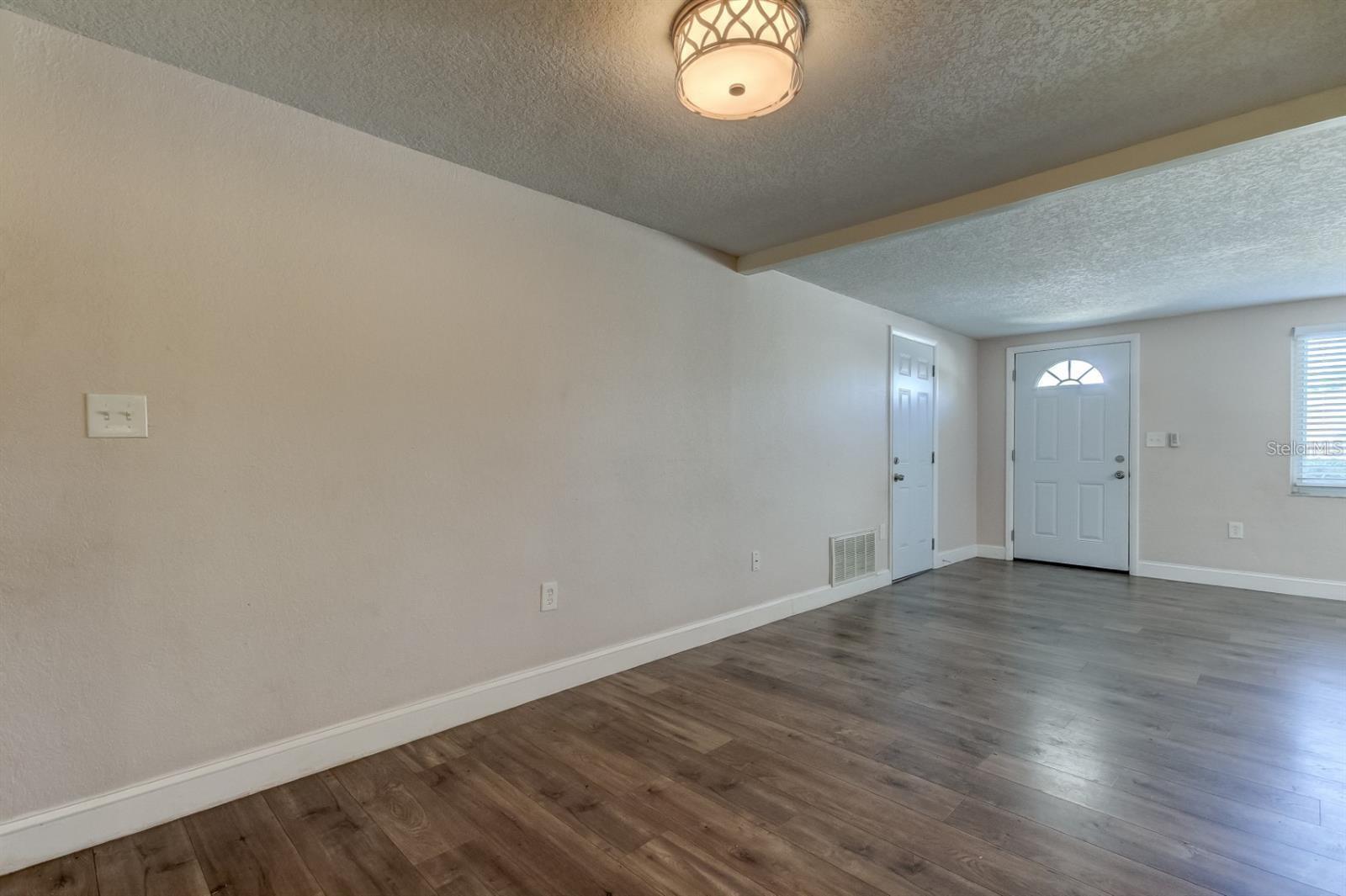 EMBASSY HILLS - Residential