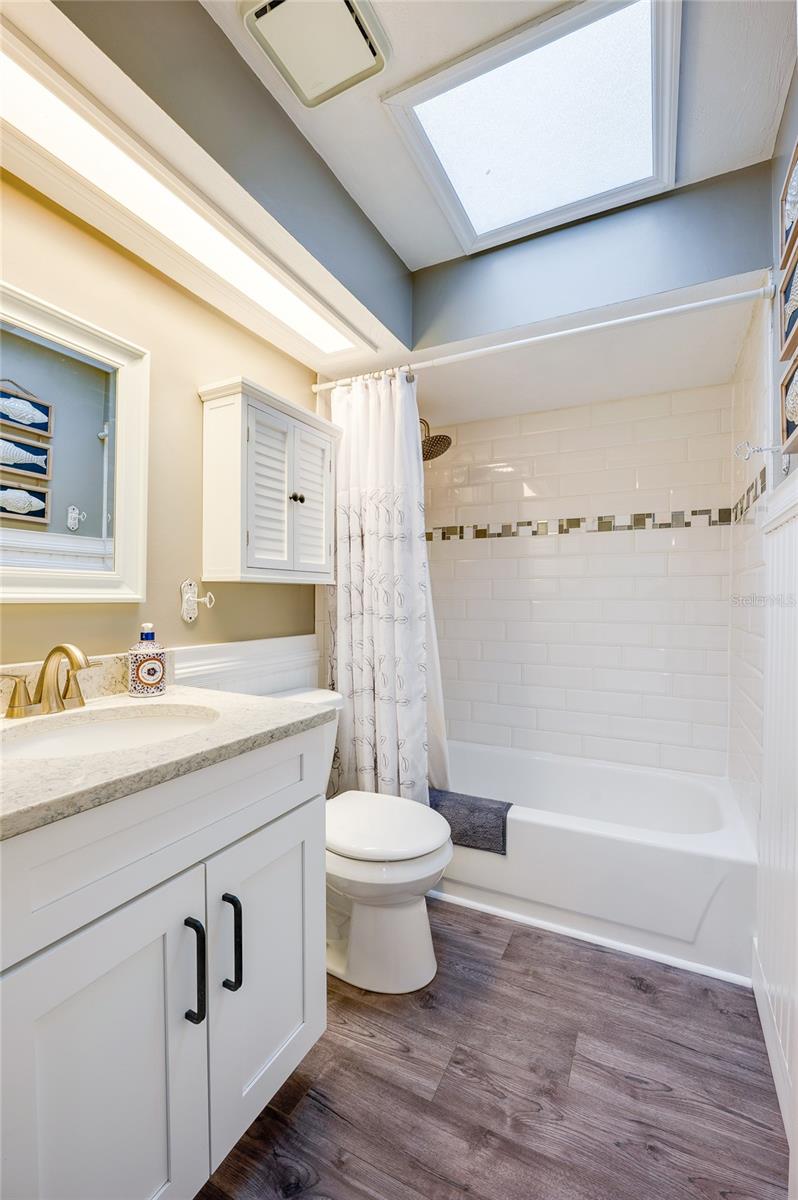 CHARTER OAKS TWNHMS - Residential