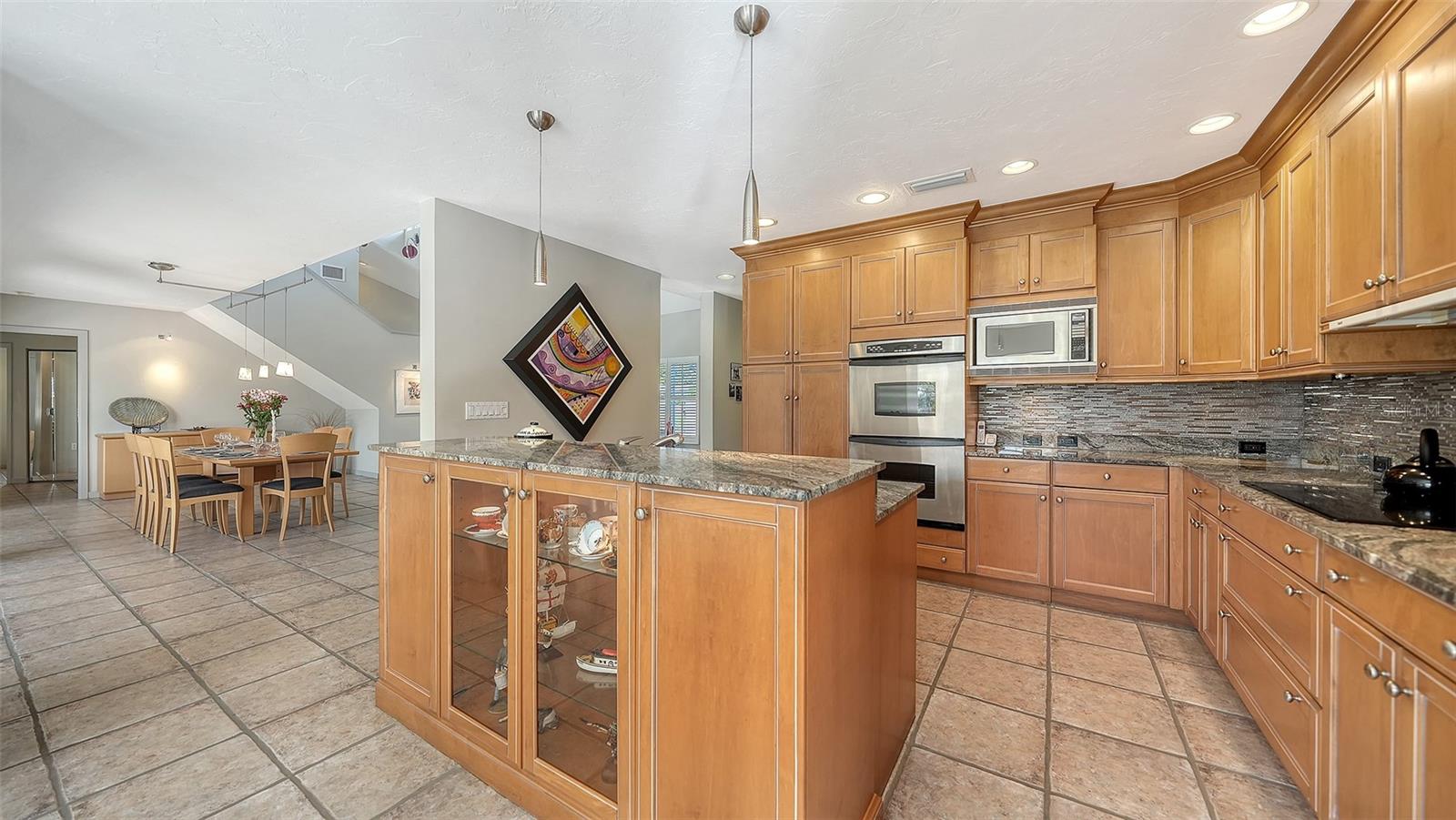 CORAL COVE - Residential