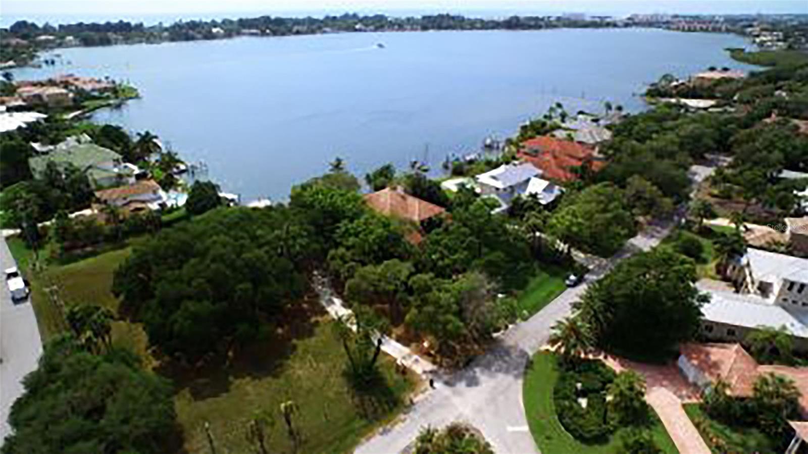 CORAL COVE - Residential