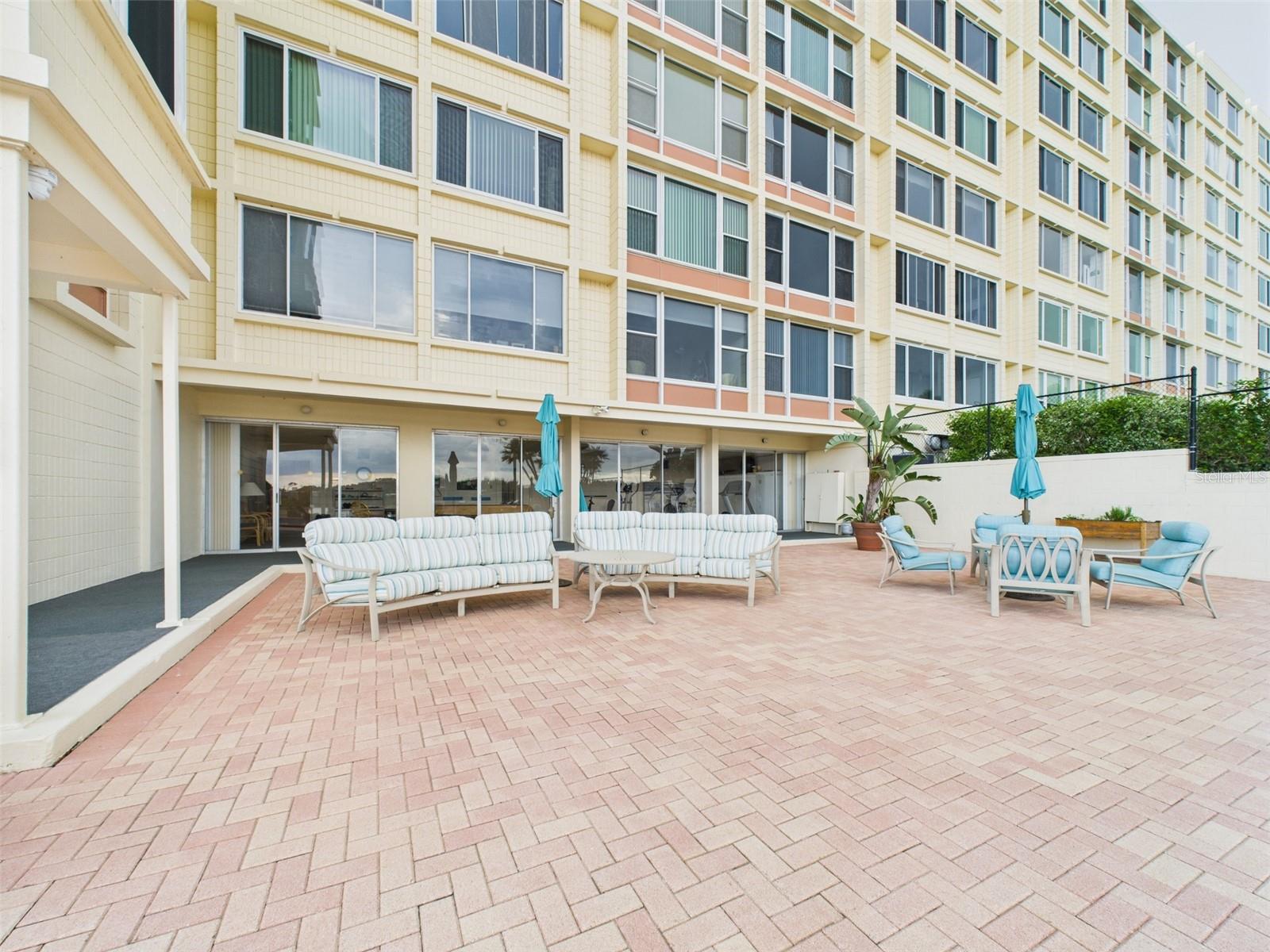 SPRING LAKE TOWERS - Residential
