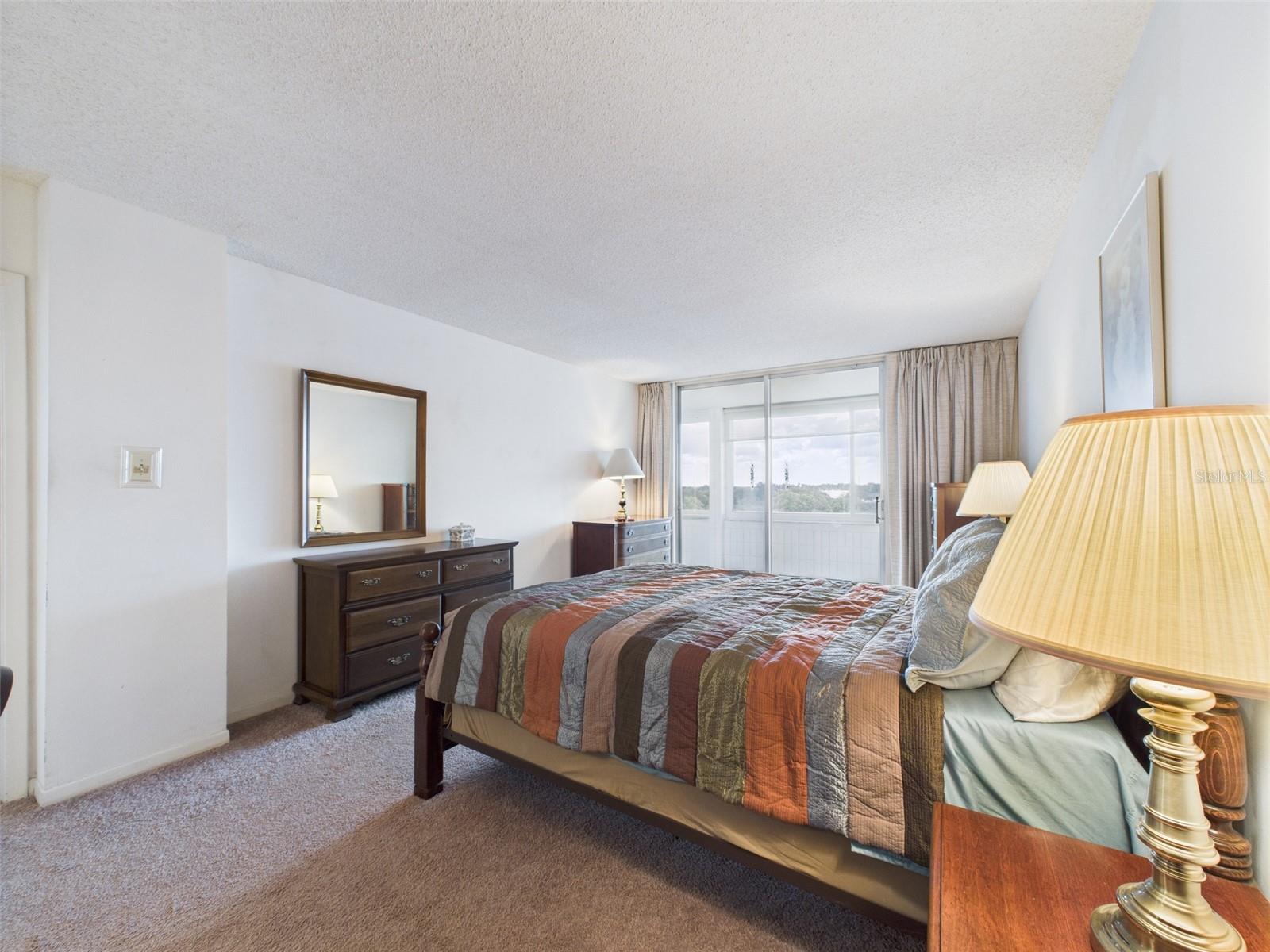 SPRING LAKE TOWERS - Residential