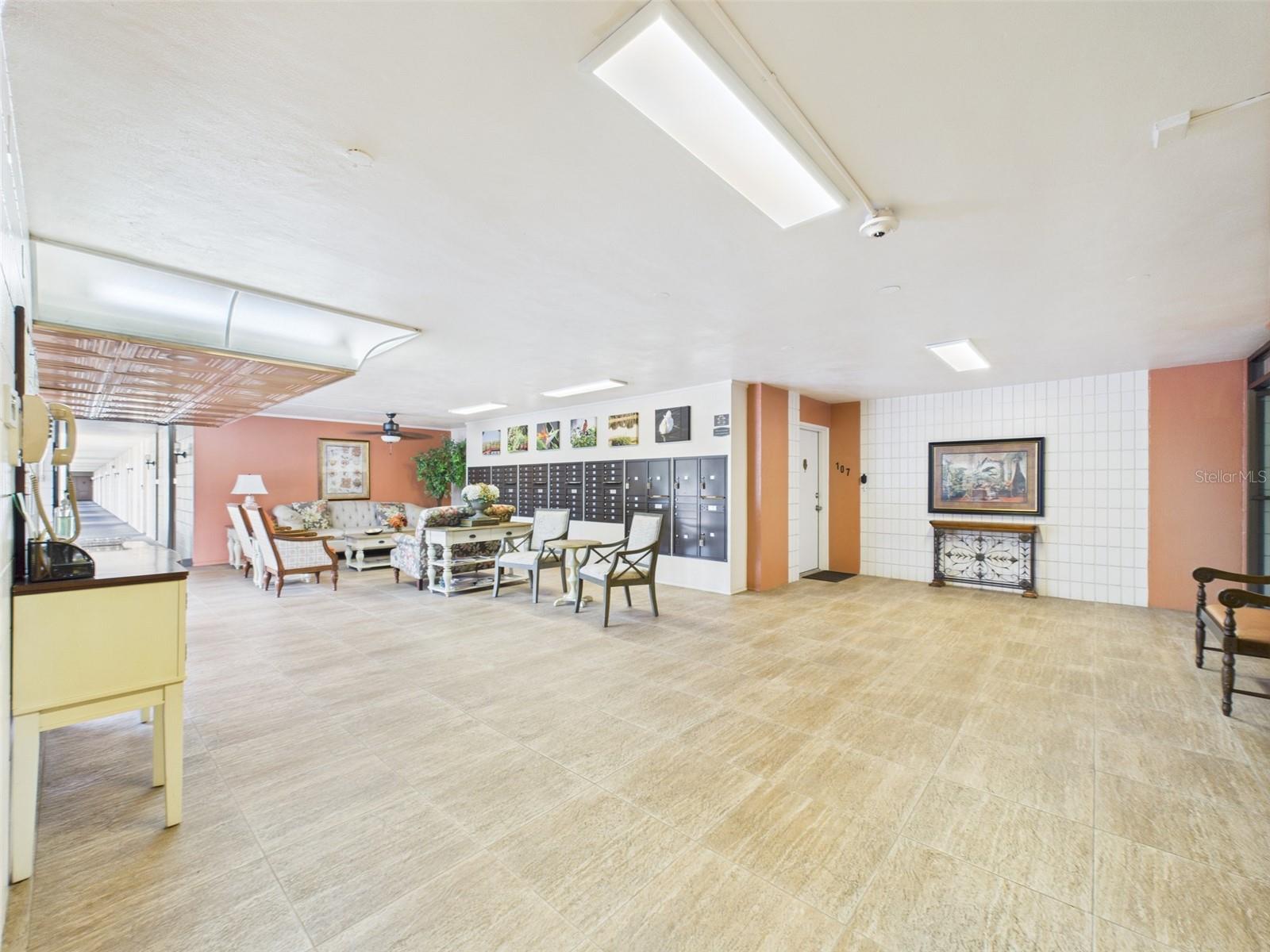 SPRING LAKE TOWERS - Residential