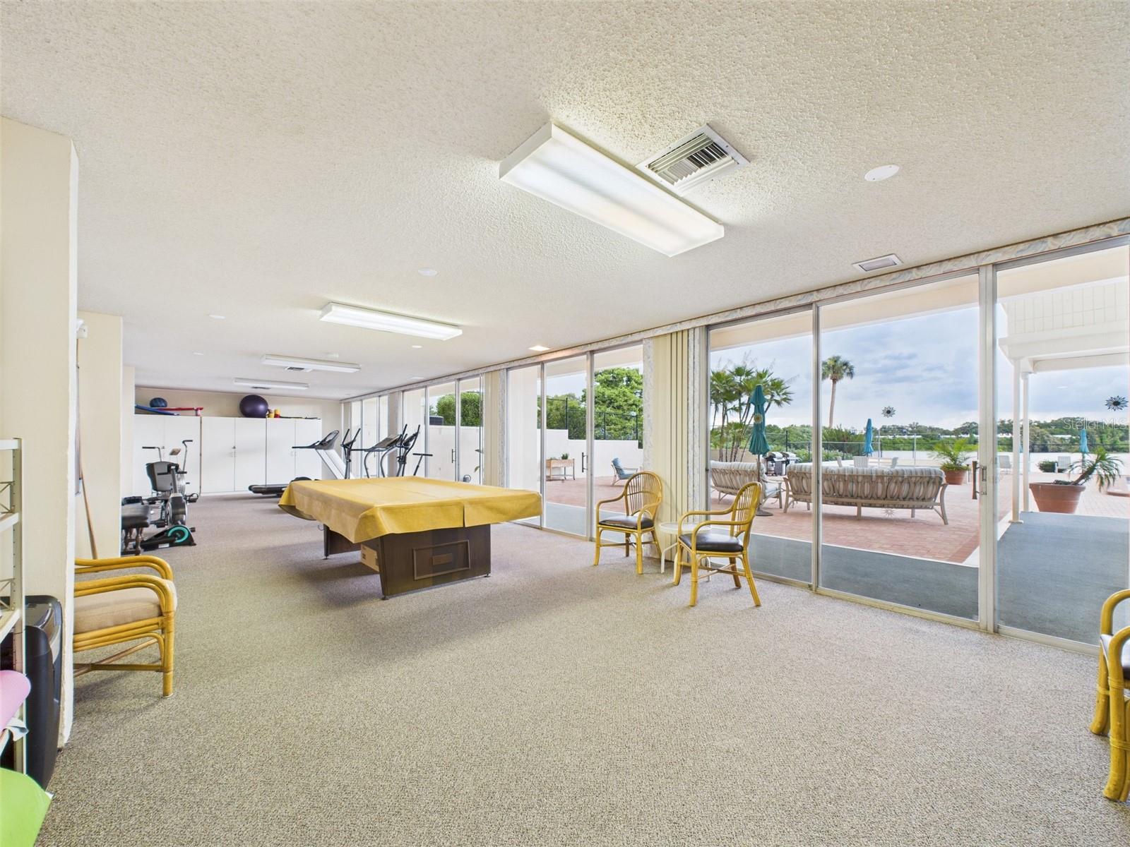 SPRING LAKE TOWERS - Residential