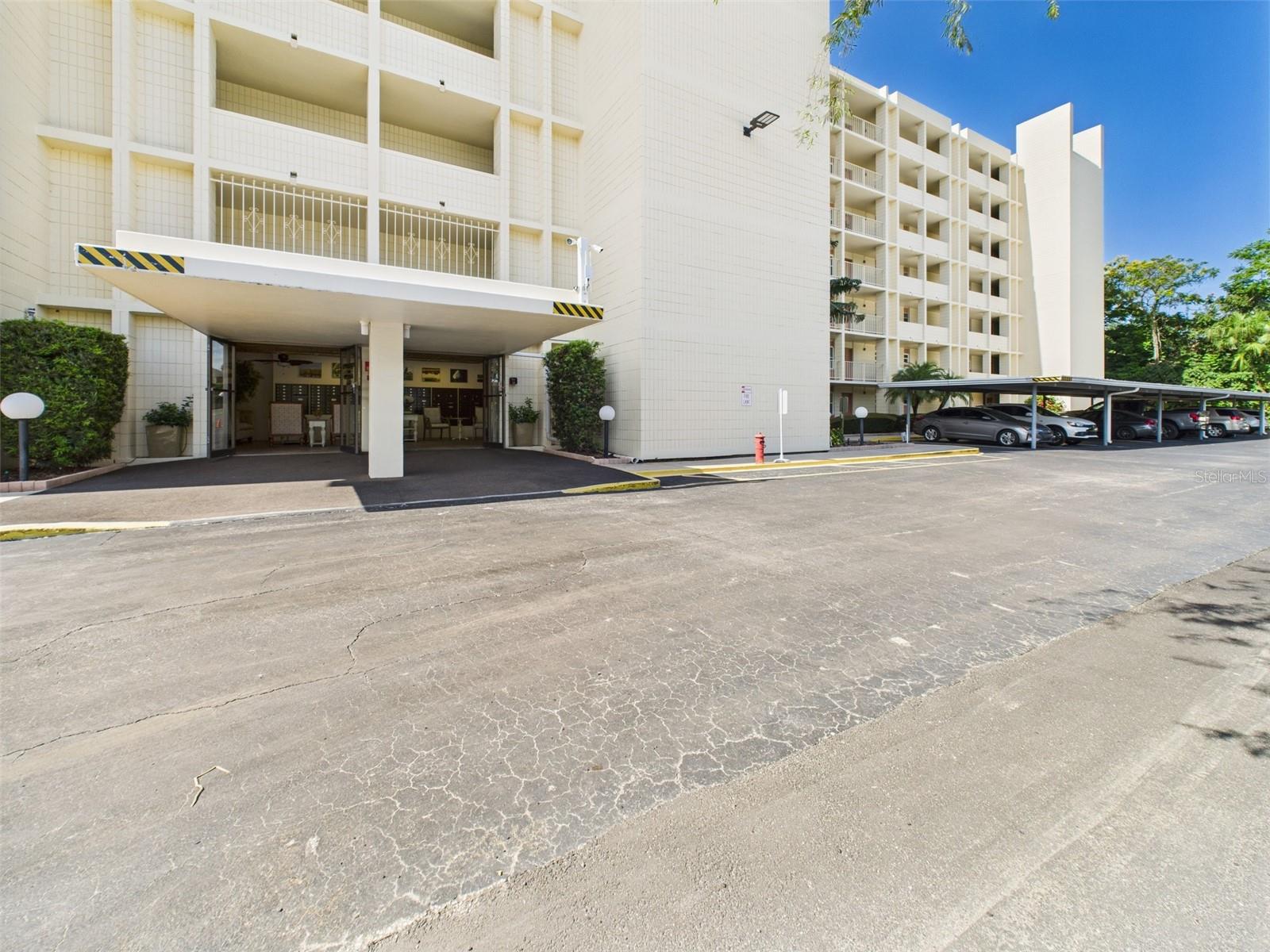 SPRING LAKE TOWERS - Residential