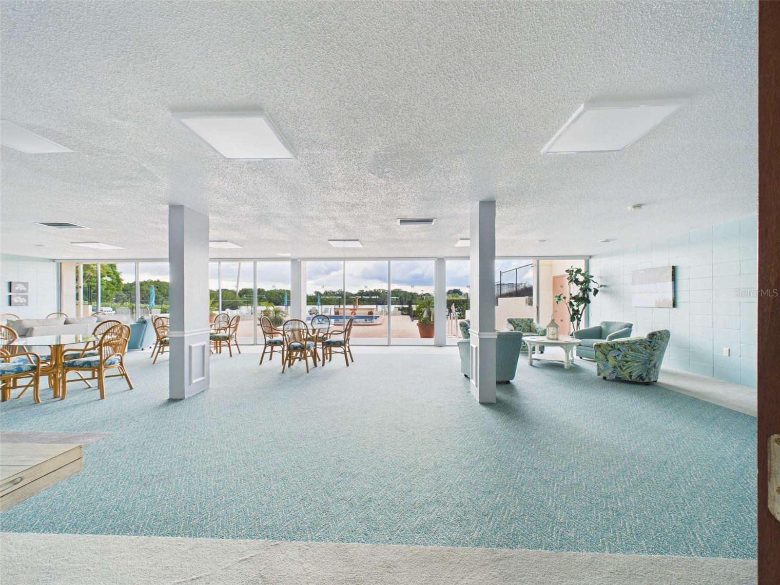 SPRING LAKE TOWERS - Residential