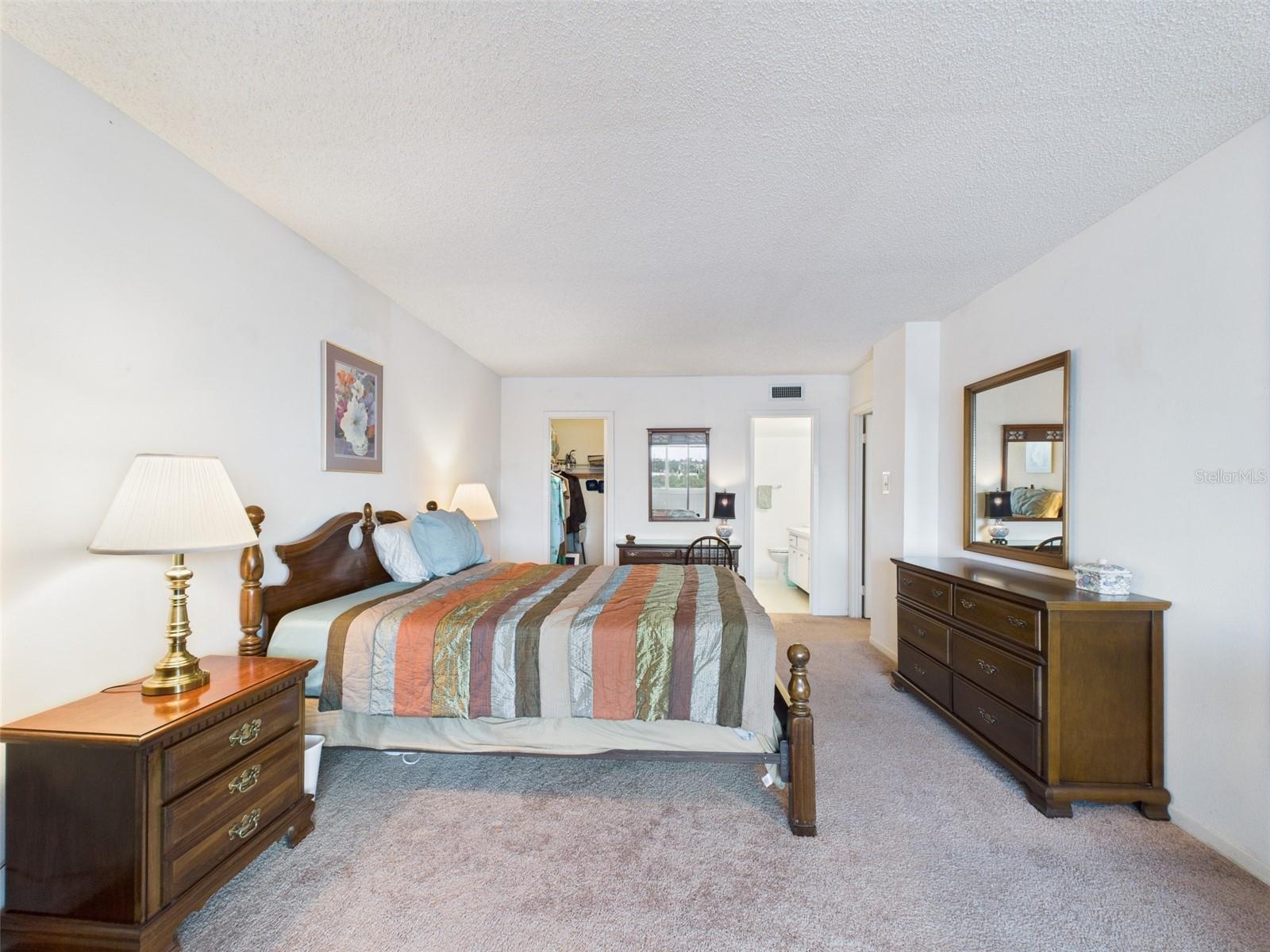 SPRING LAKE TOWERS - Residential