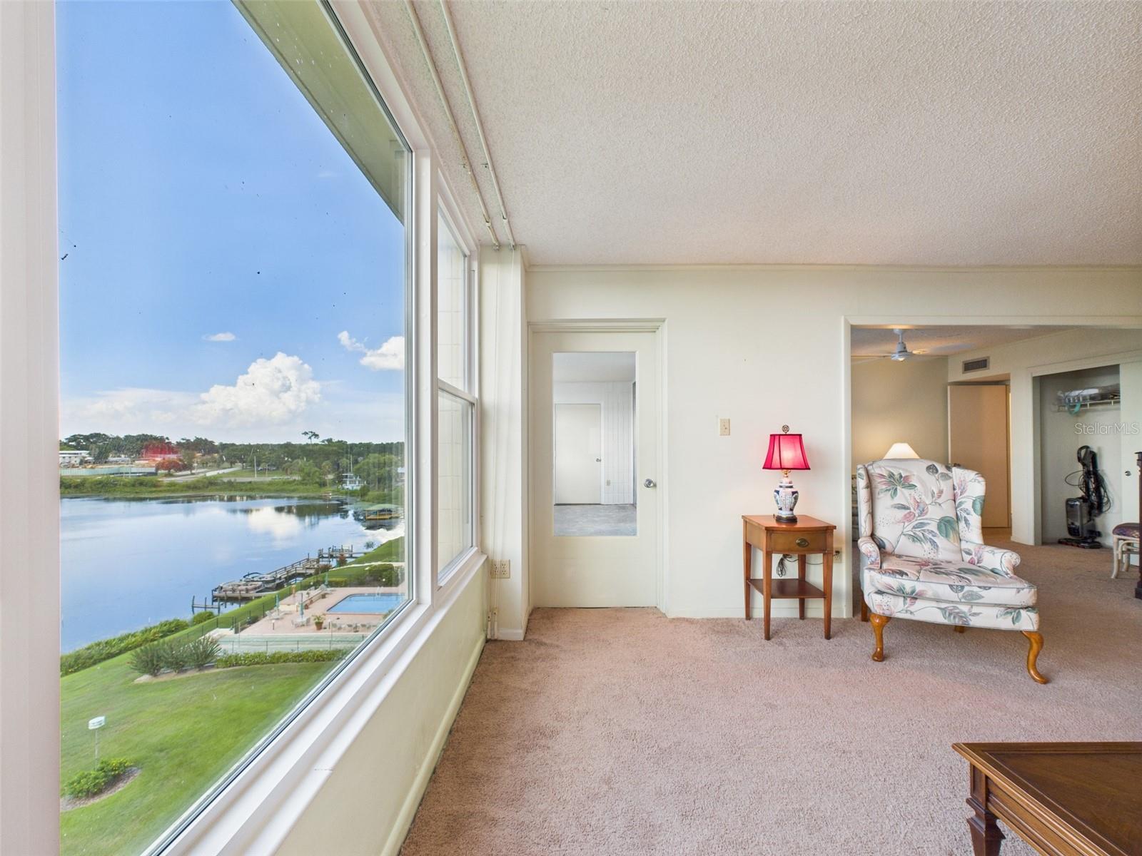 SPRING LAKE TOWERS - Residential