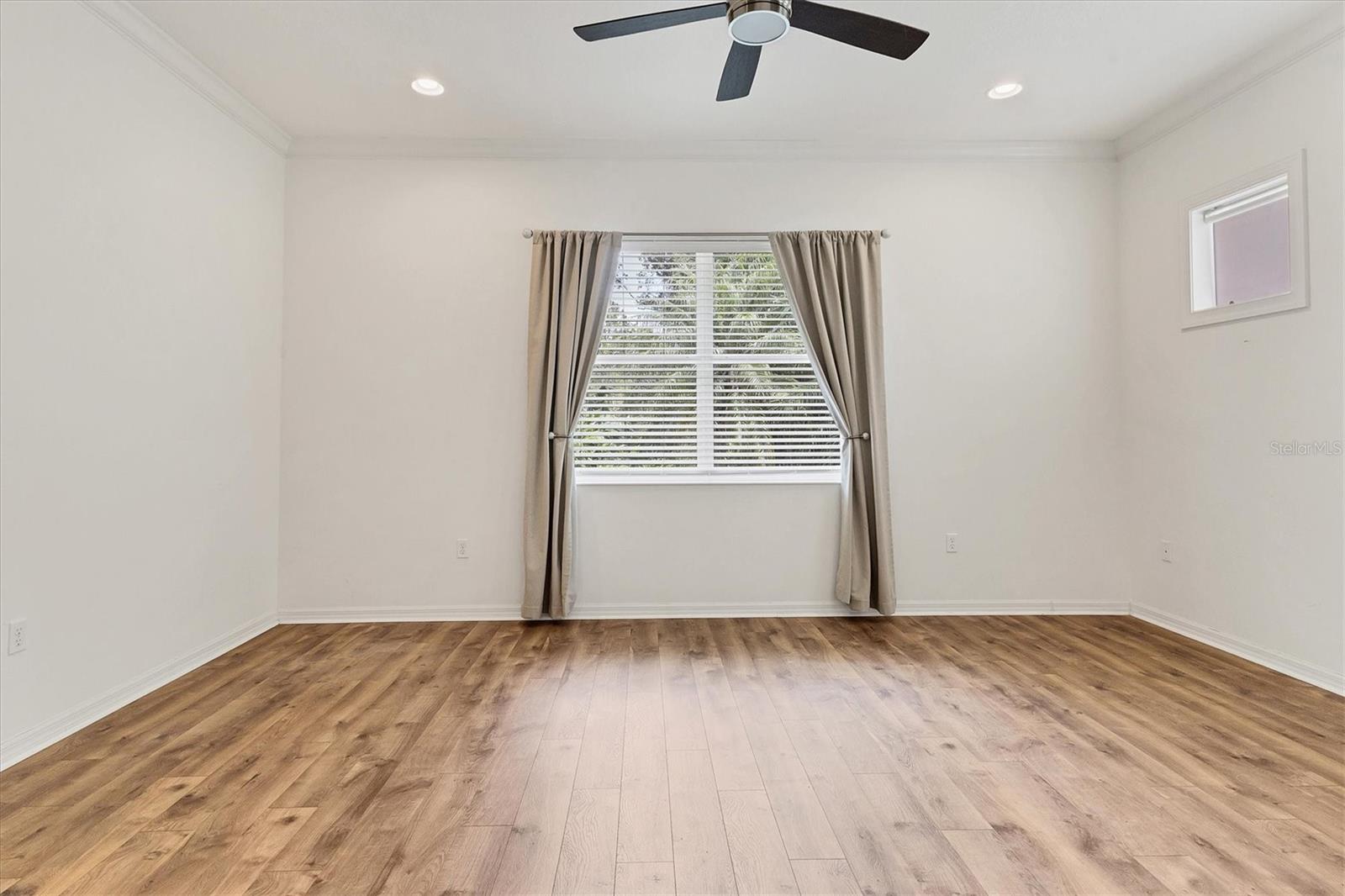 LAKEWOOD RANCH COUNTRY CLUB VILLAGE EE 3A-3C - Residential Lease