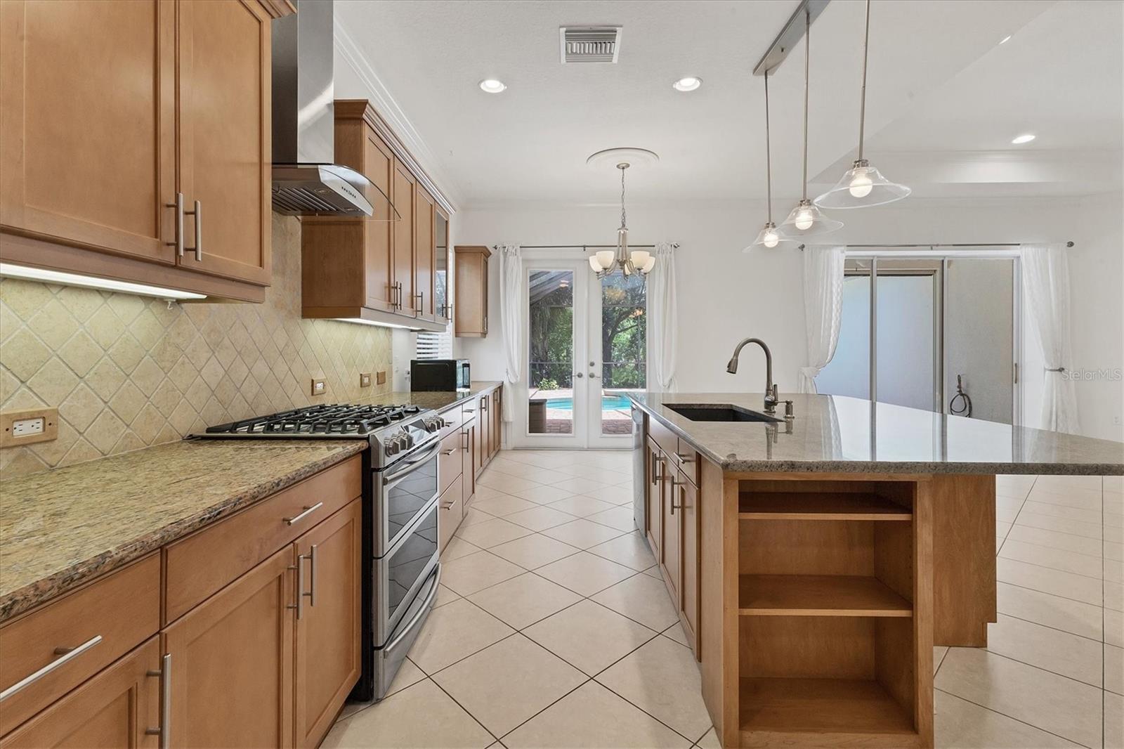 LAKEWOOD RANCH COUNTRY CLUB VILLAGE EE 3A-3C - Residential Lease