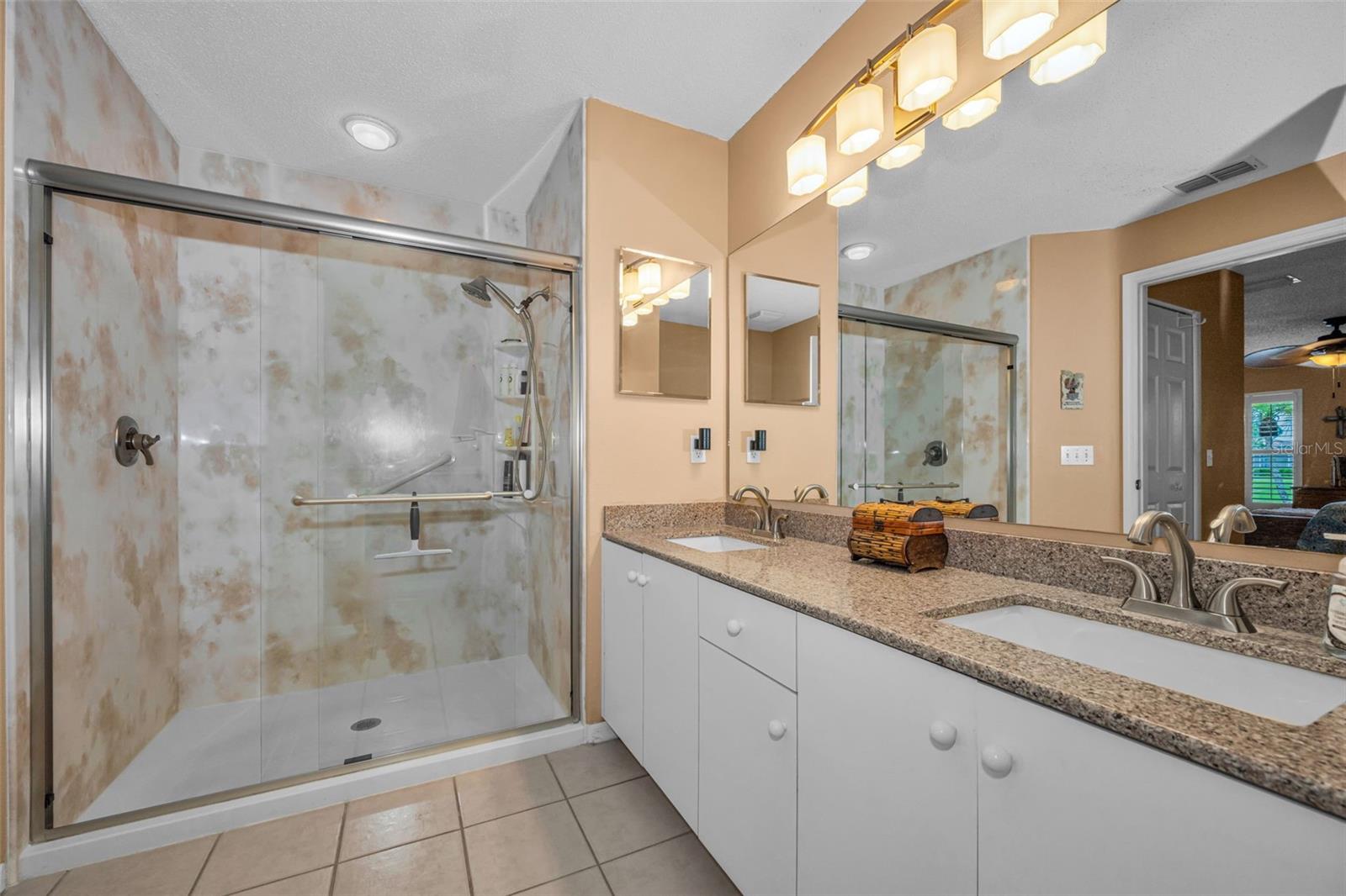 HERITAGE SPRINGS - Residential
