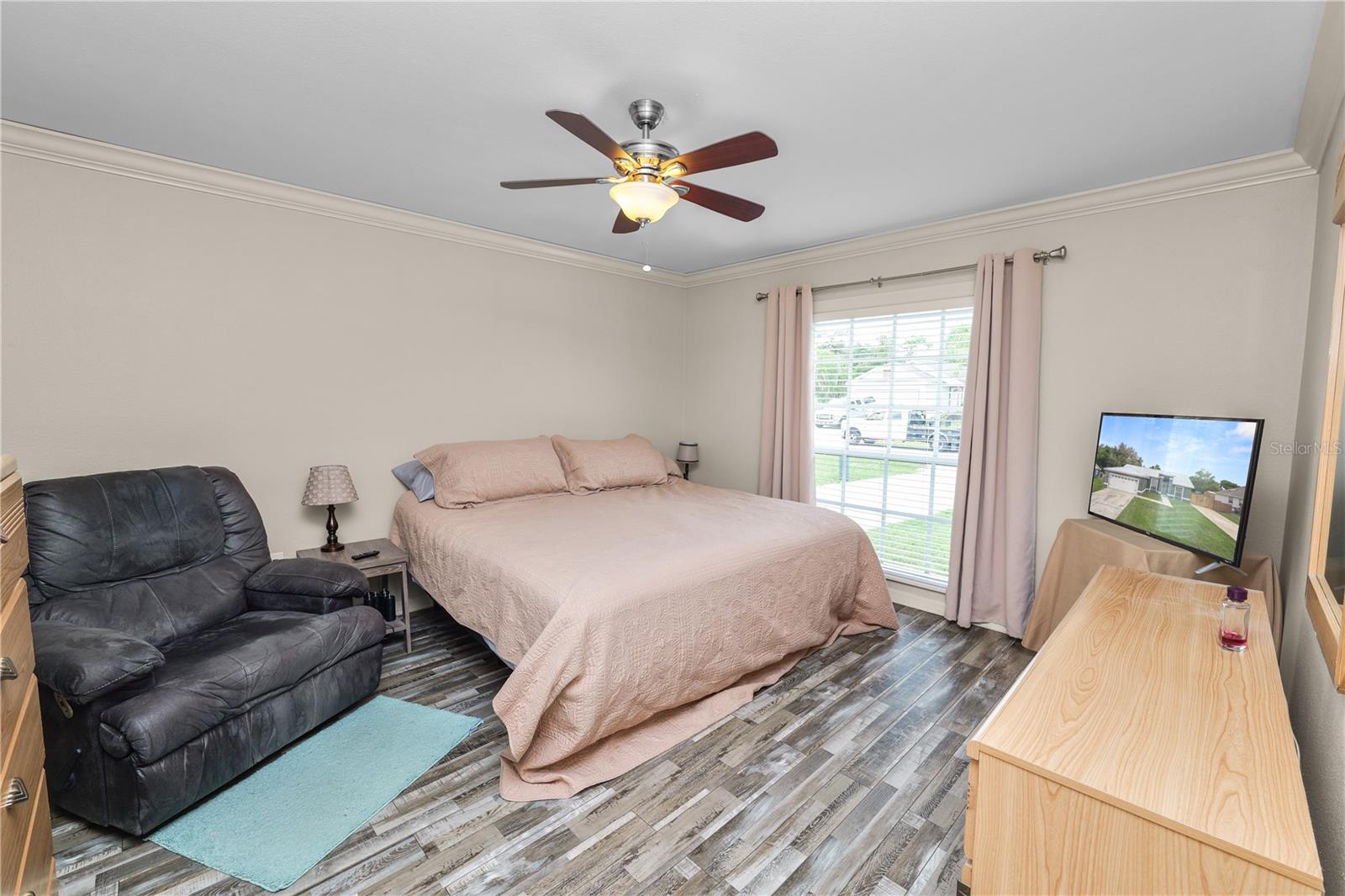 LINDALE ESTATES - Residential