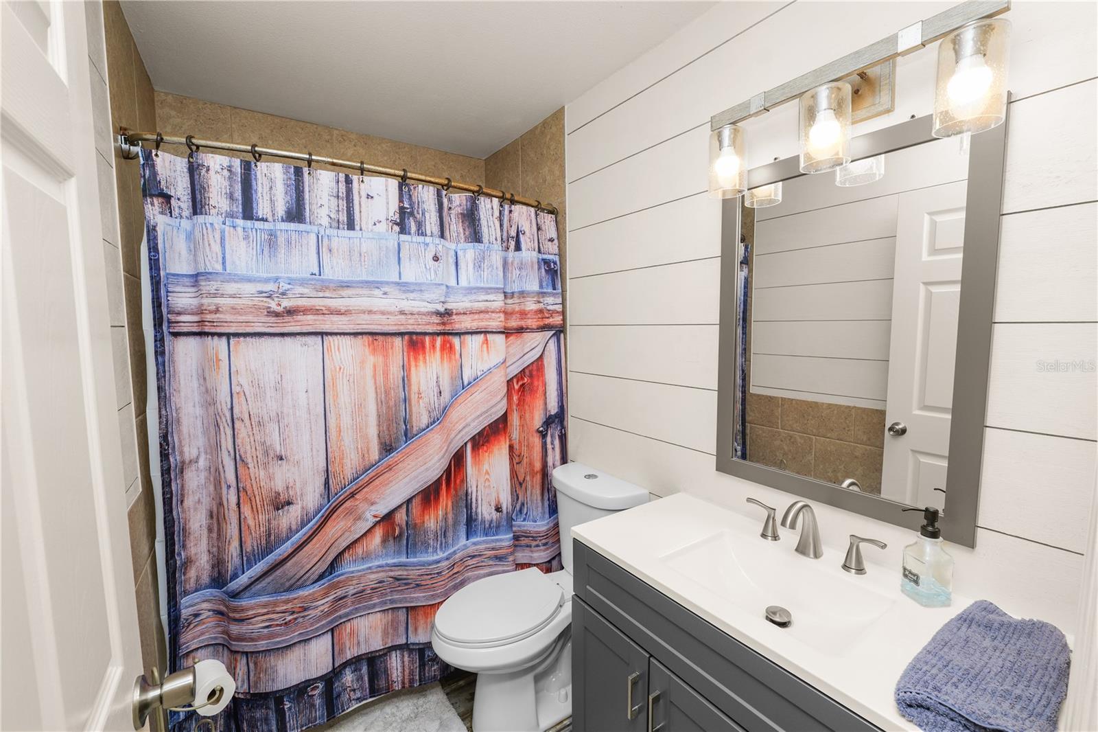 LINDALE ESTATES - Residential