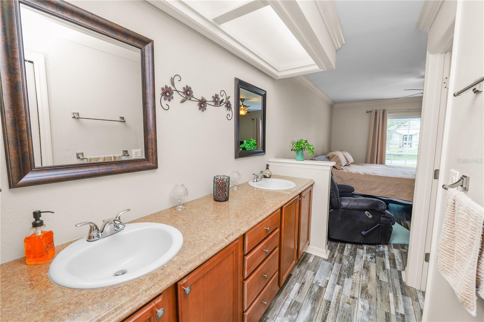 LINDALE ESTATES - Residential