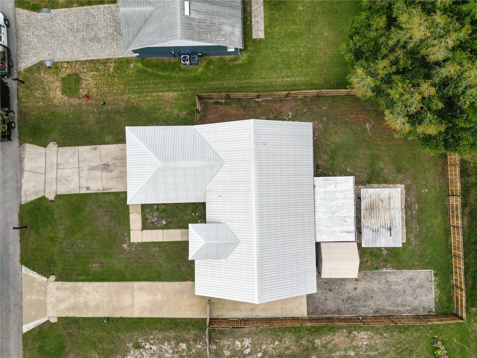 LINDALE ESTATES - Residential