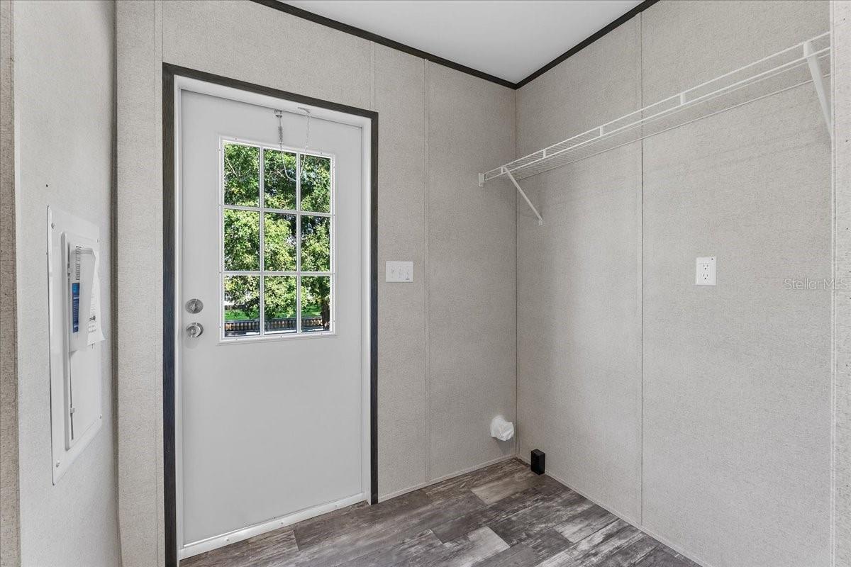 OAKRIDGE ESTATES - Residential