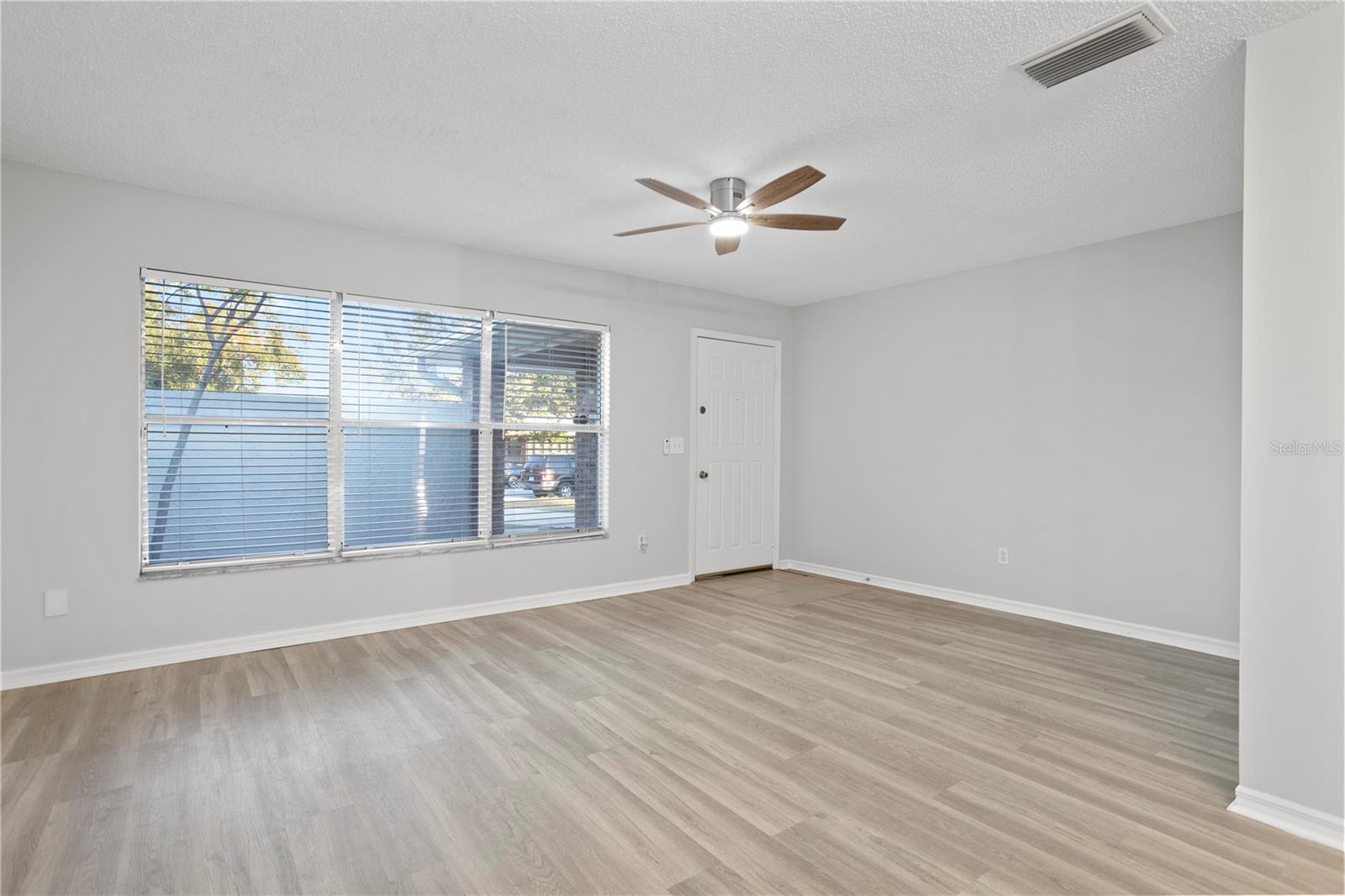 ALOMA PARK - Residential