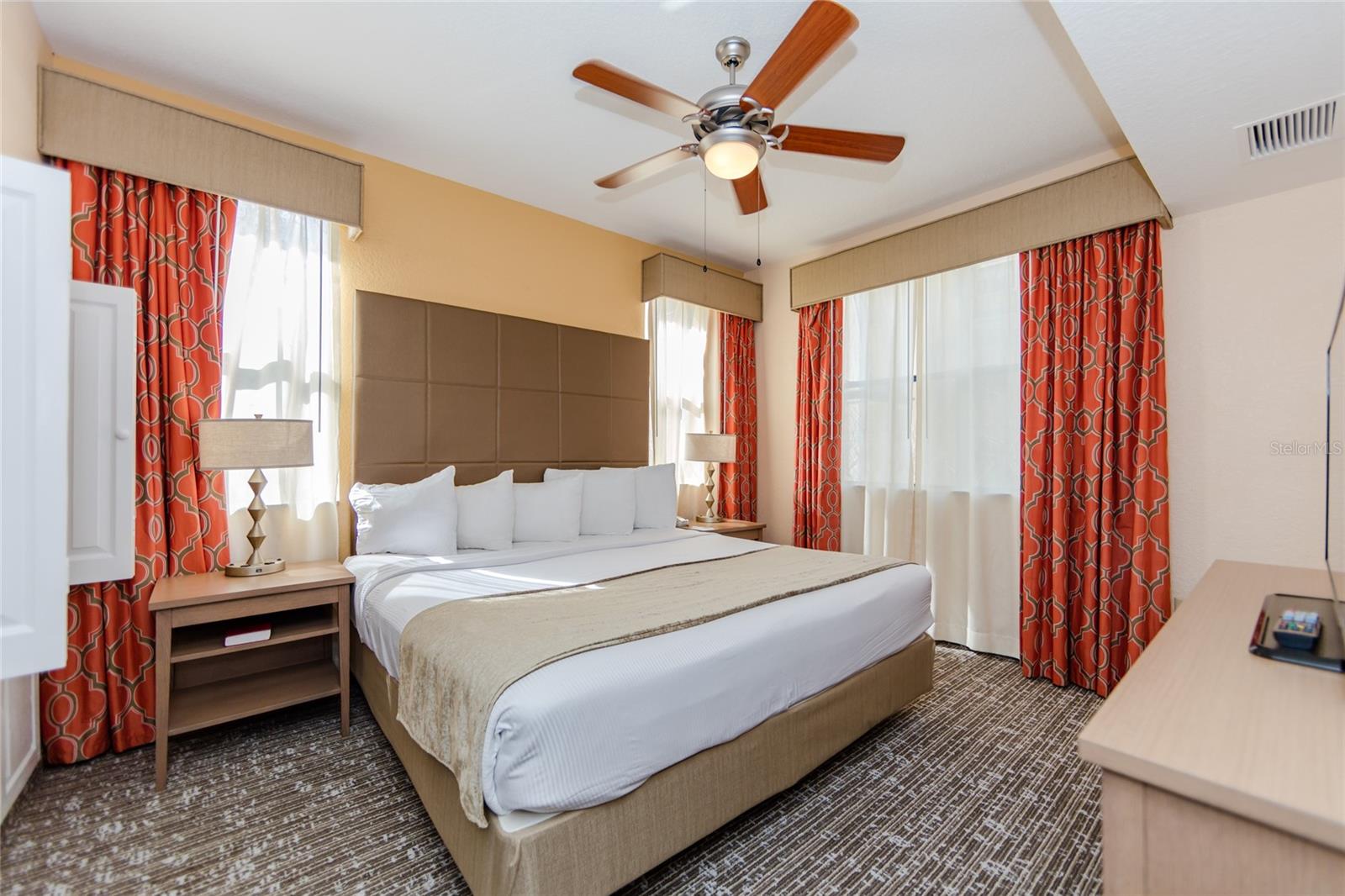 FLORIDAYS ORLANDO RESIDENCE - Residential