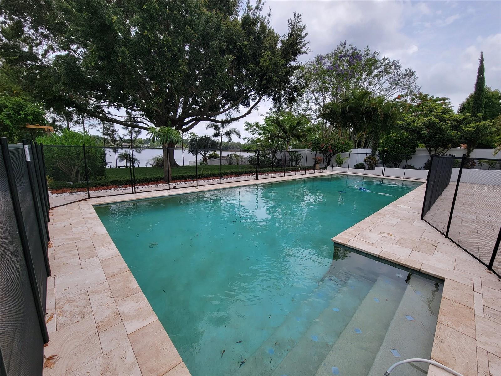 BAY LAKES AT GRANADA SEC 04 - Residential Lease