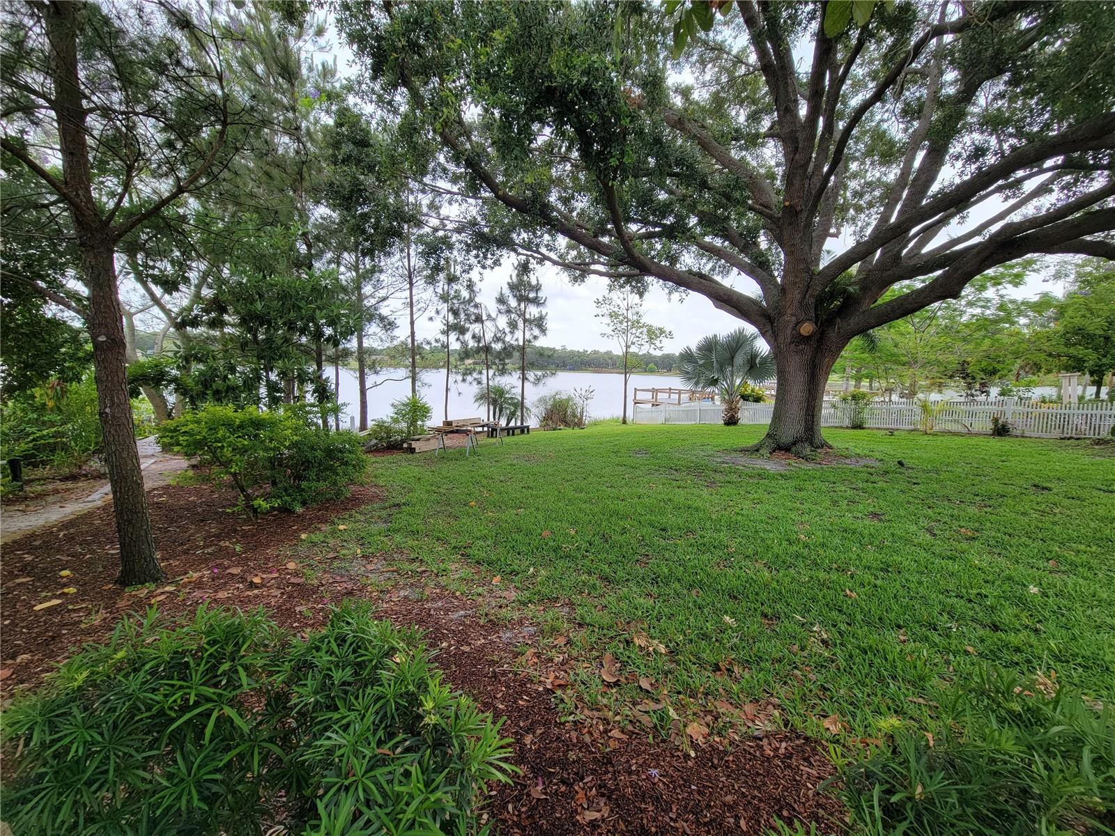 BAY LAKES AT GRANADA SEC 04 - Residential Lease