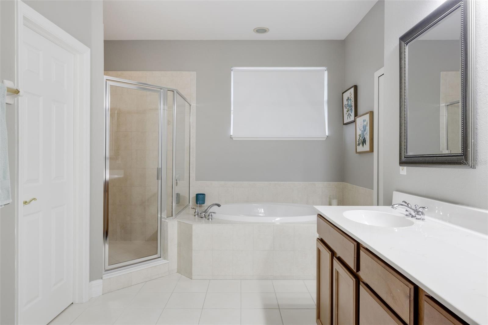 VENETIAN VILLAGE PH 3B - Residential