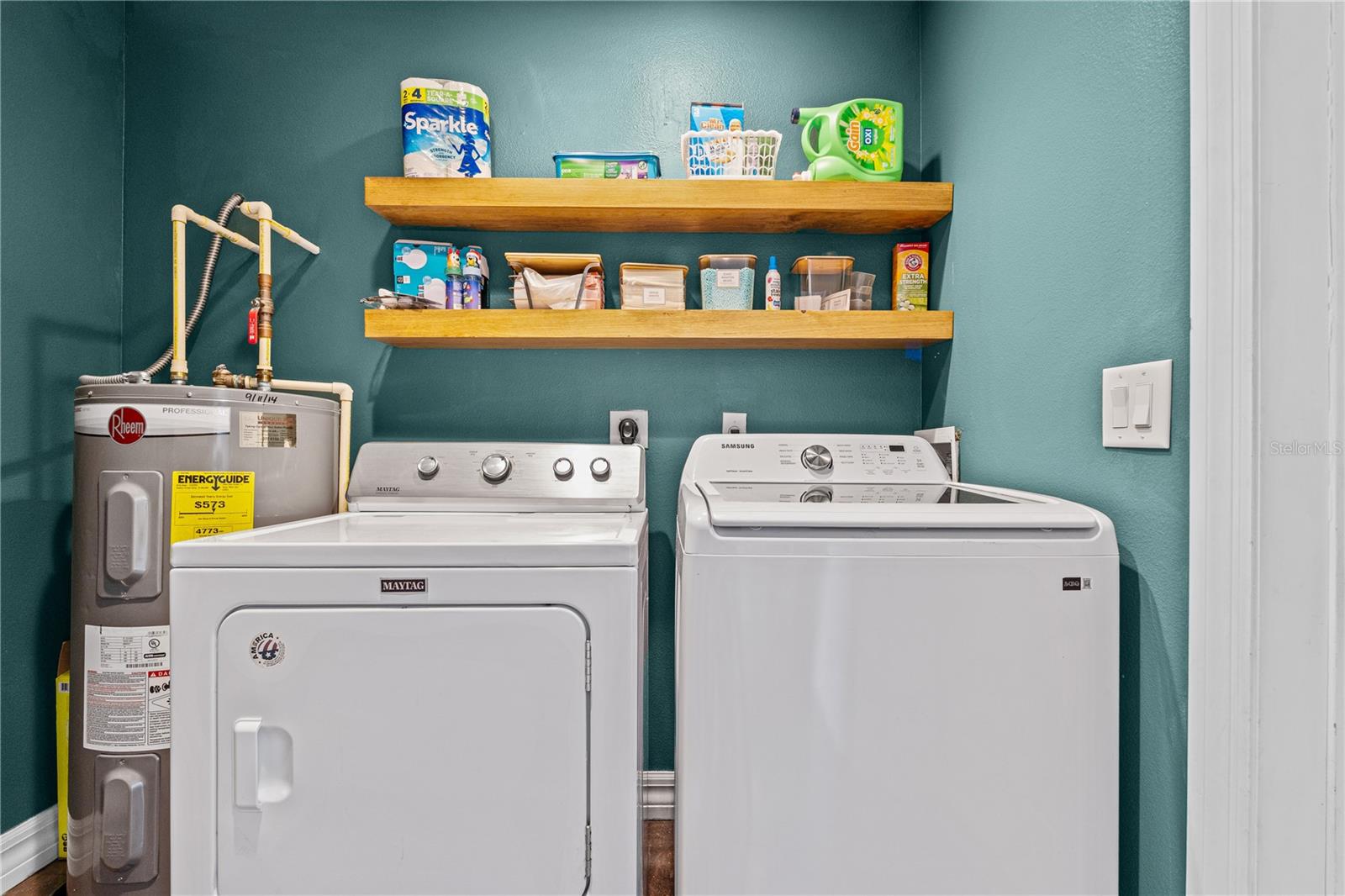 RIDGEWOOD ESTATES 09TH ADD - Residential