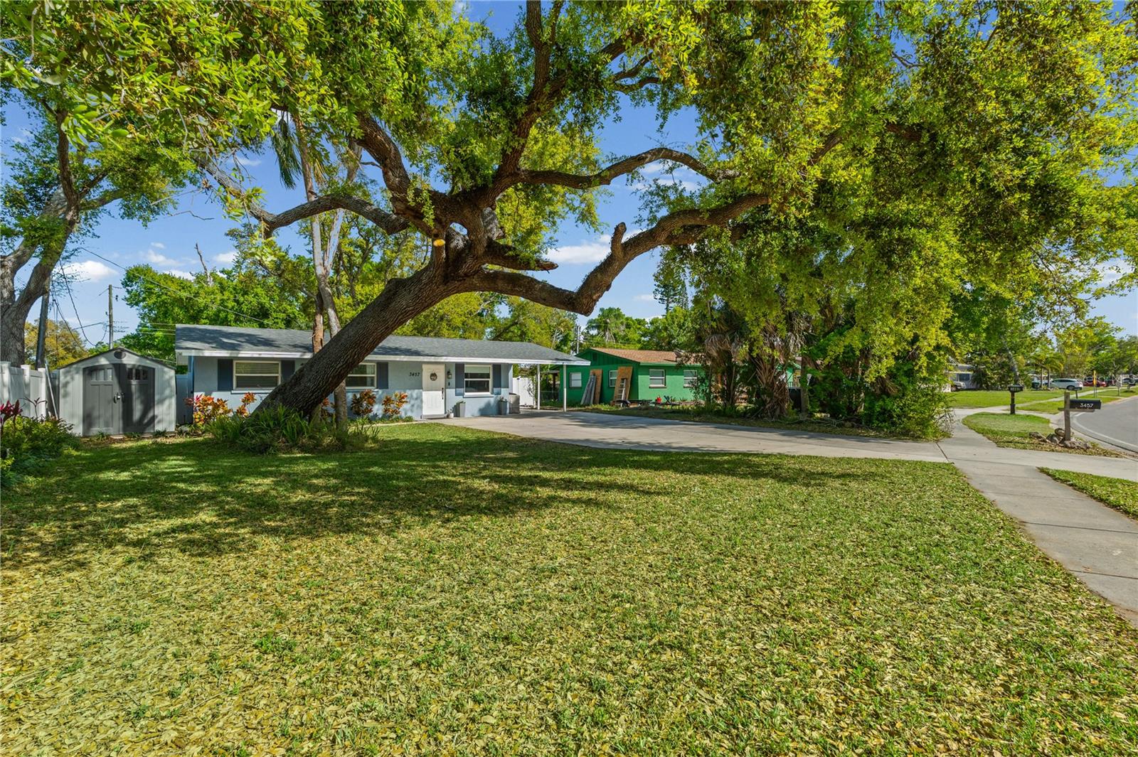 RIDGEWOOD ESTATES 09TH ADD - Residential