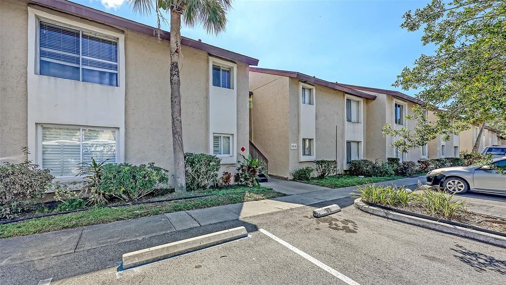 Photo of 2620 Hidden Lake Drive N #B, Sarasota, FL 34237 (MLS # A4674382)