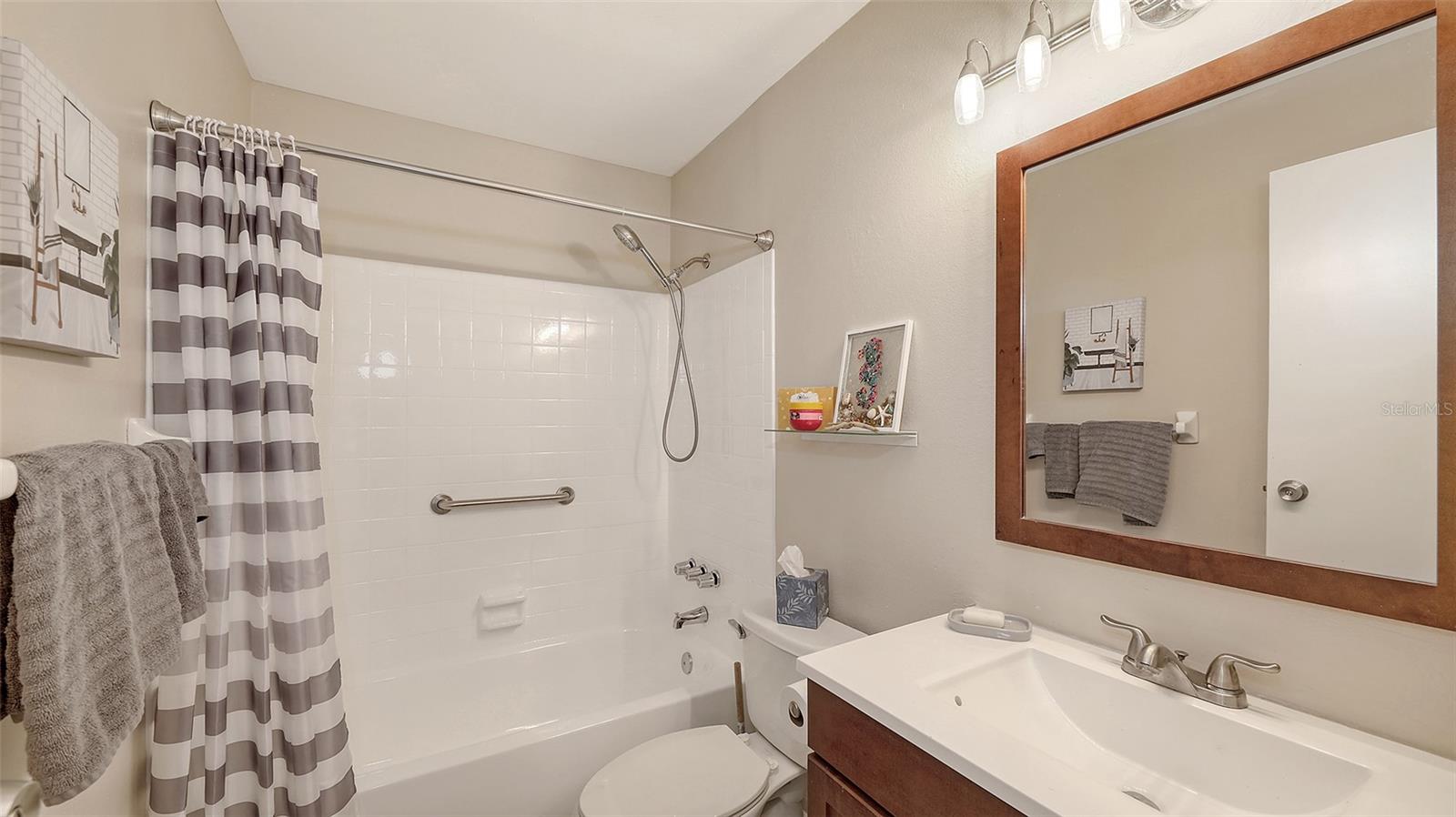 HIDDEN LAKE VILLAGE - Residential