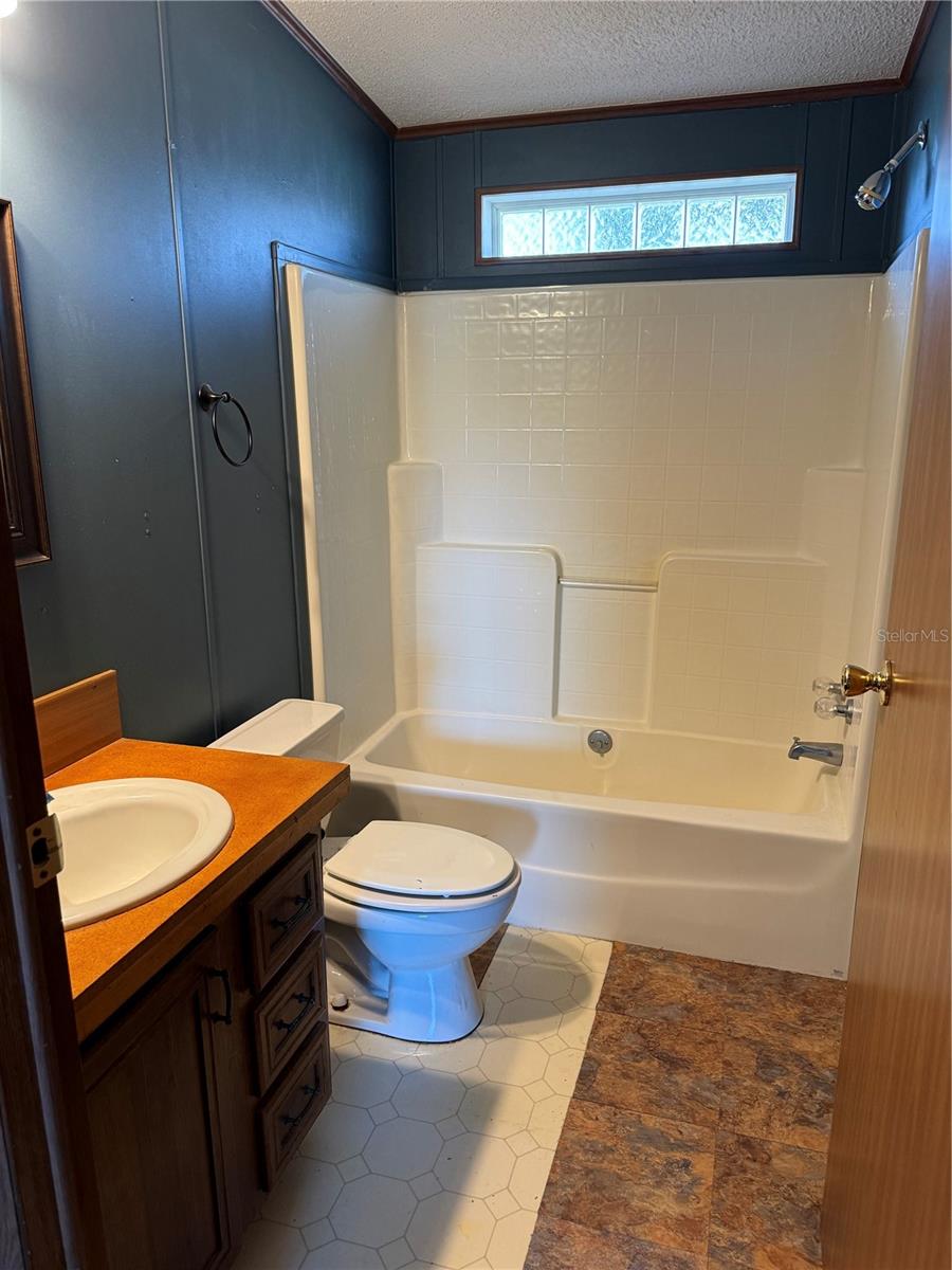 FOX RIDGE - Residential