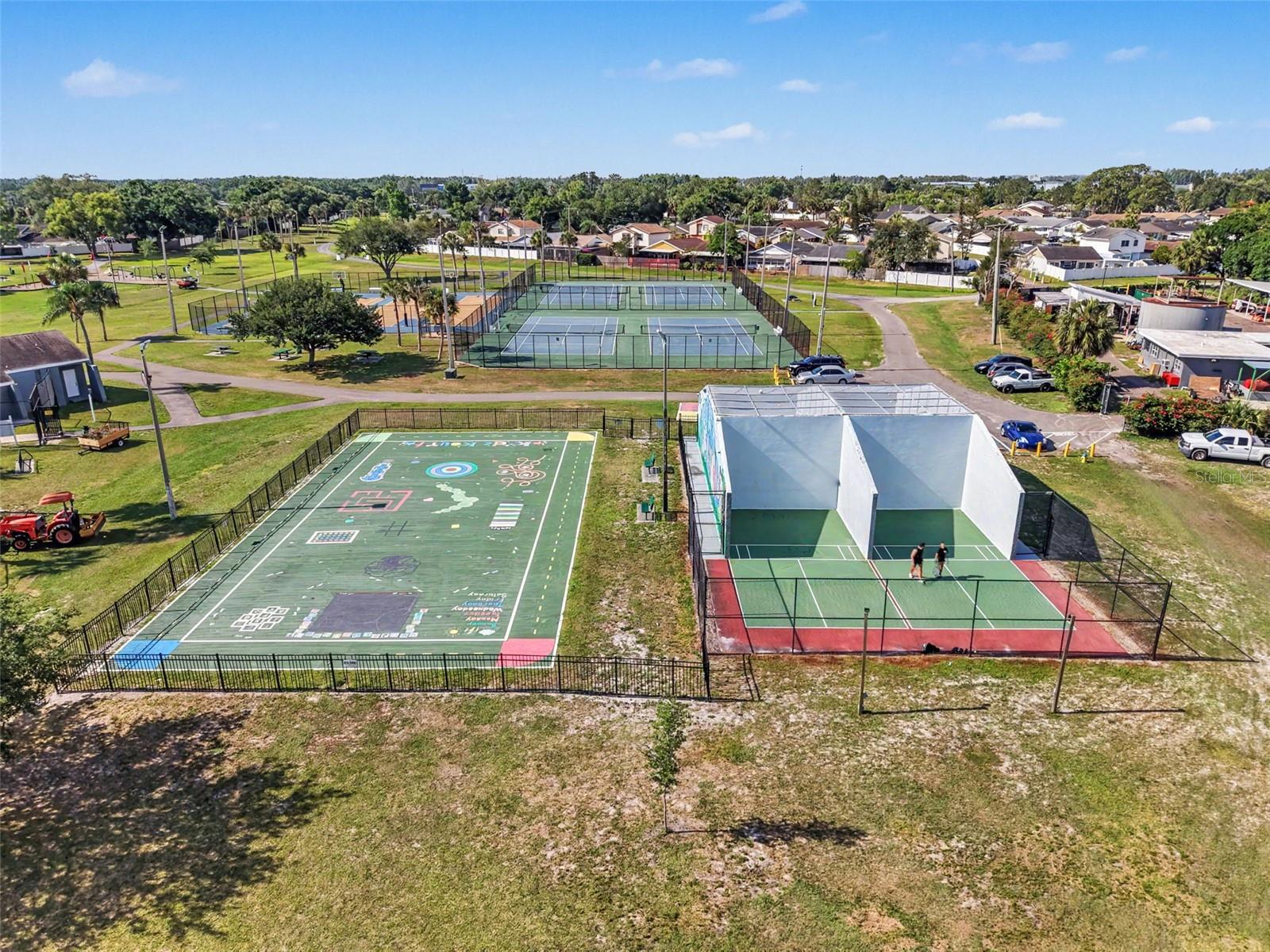 BELLEFIELD VILLAGE - Residential
