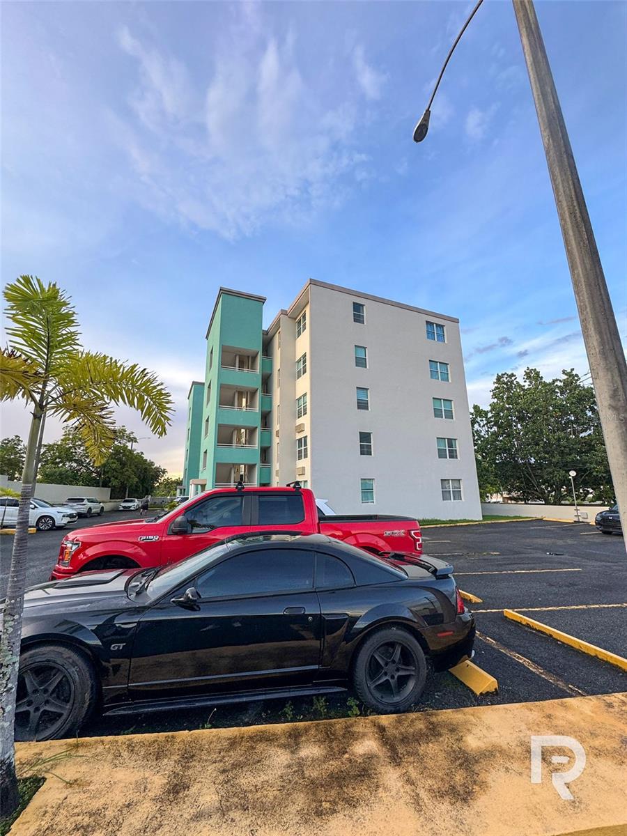 Beautifully remodeled apartment located in Condominio Brisas II, Toa Alta. This spacious unit features 3 bedrooms, 2 bathrooms, an elevator, and partial power generator for added comfort. The property is partially furnished and has been tastefully updated throughout, offering a modern and move-in ready space. Situated in a secure gated community with convenient access to schools, shopping centers, and main highways. Perfect for those seeking a comfortable residence or an excellent investment opportunity in Toa Alta.