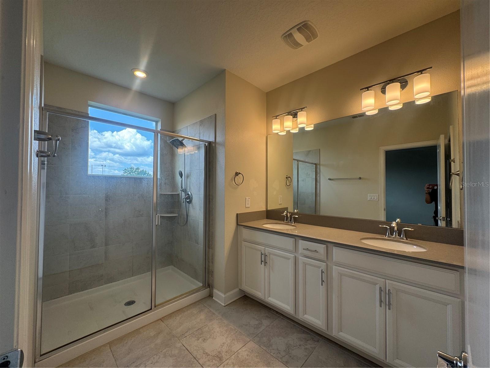 STOREY LAKE TR K - Residential