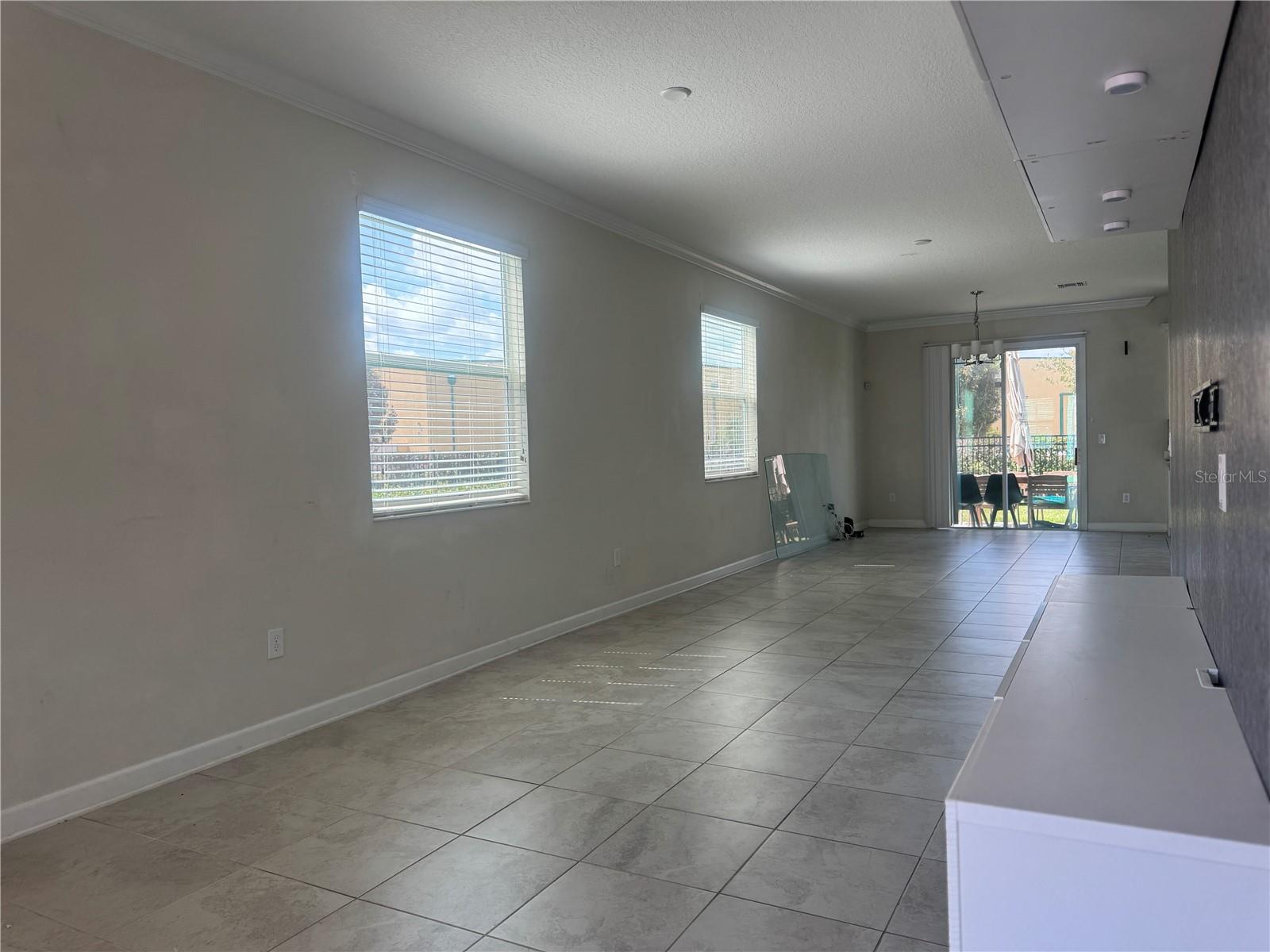 STOREY LAKE TR K - Residential