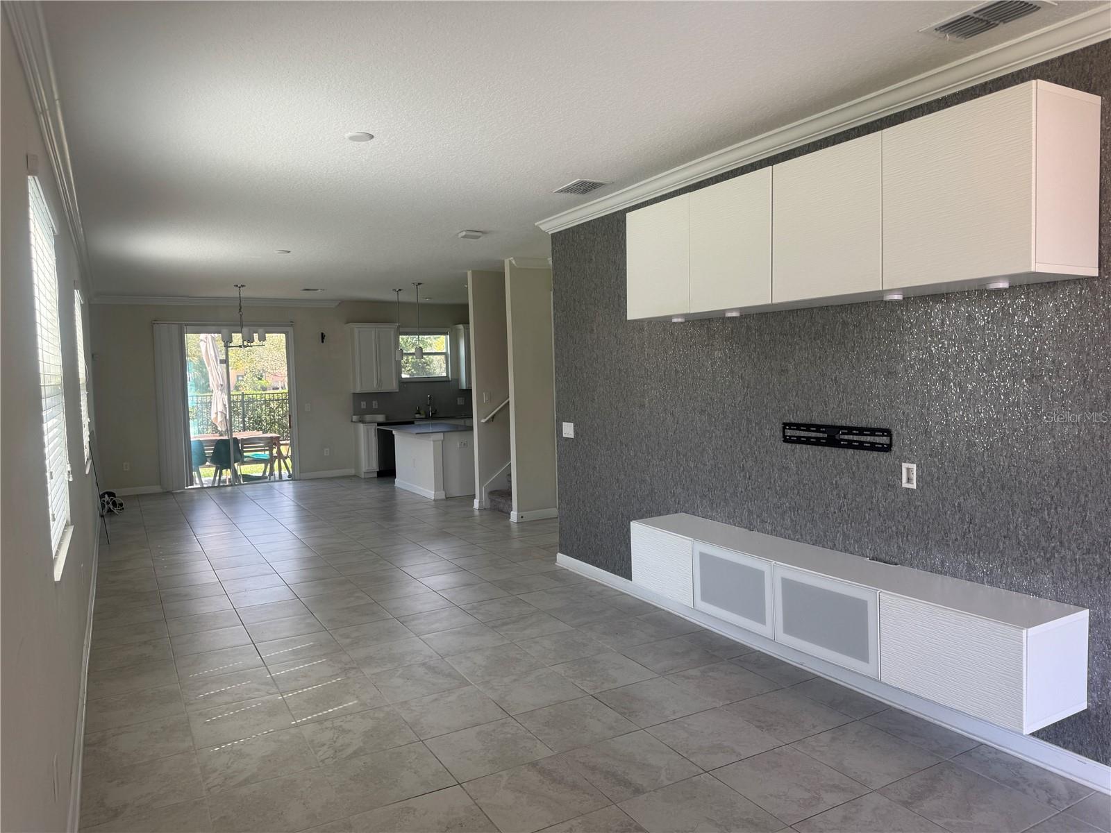 STOREY LAKE TR K - Residential