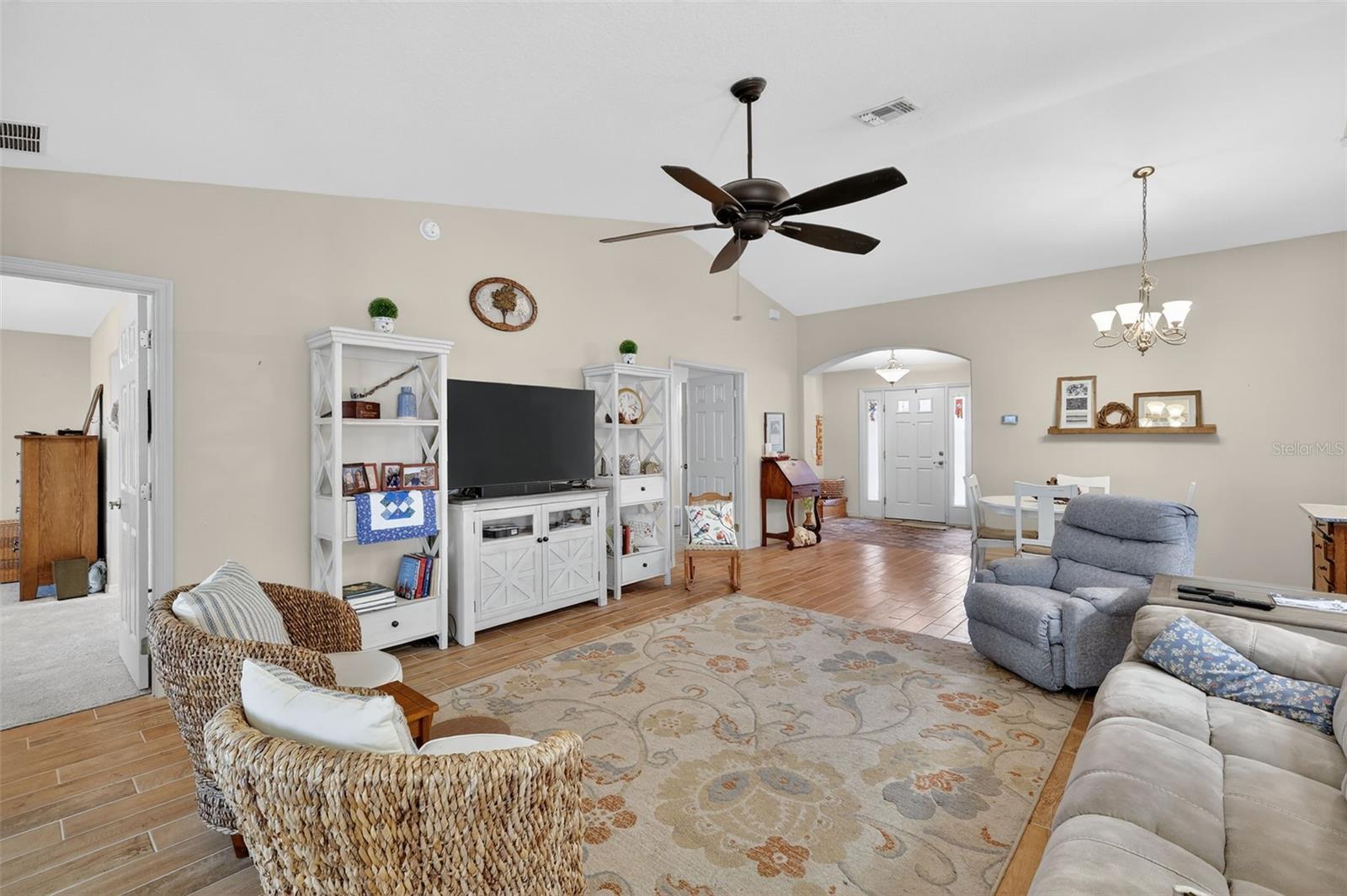 SUMMERGLEN PH 03 - Residential