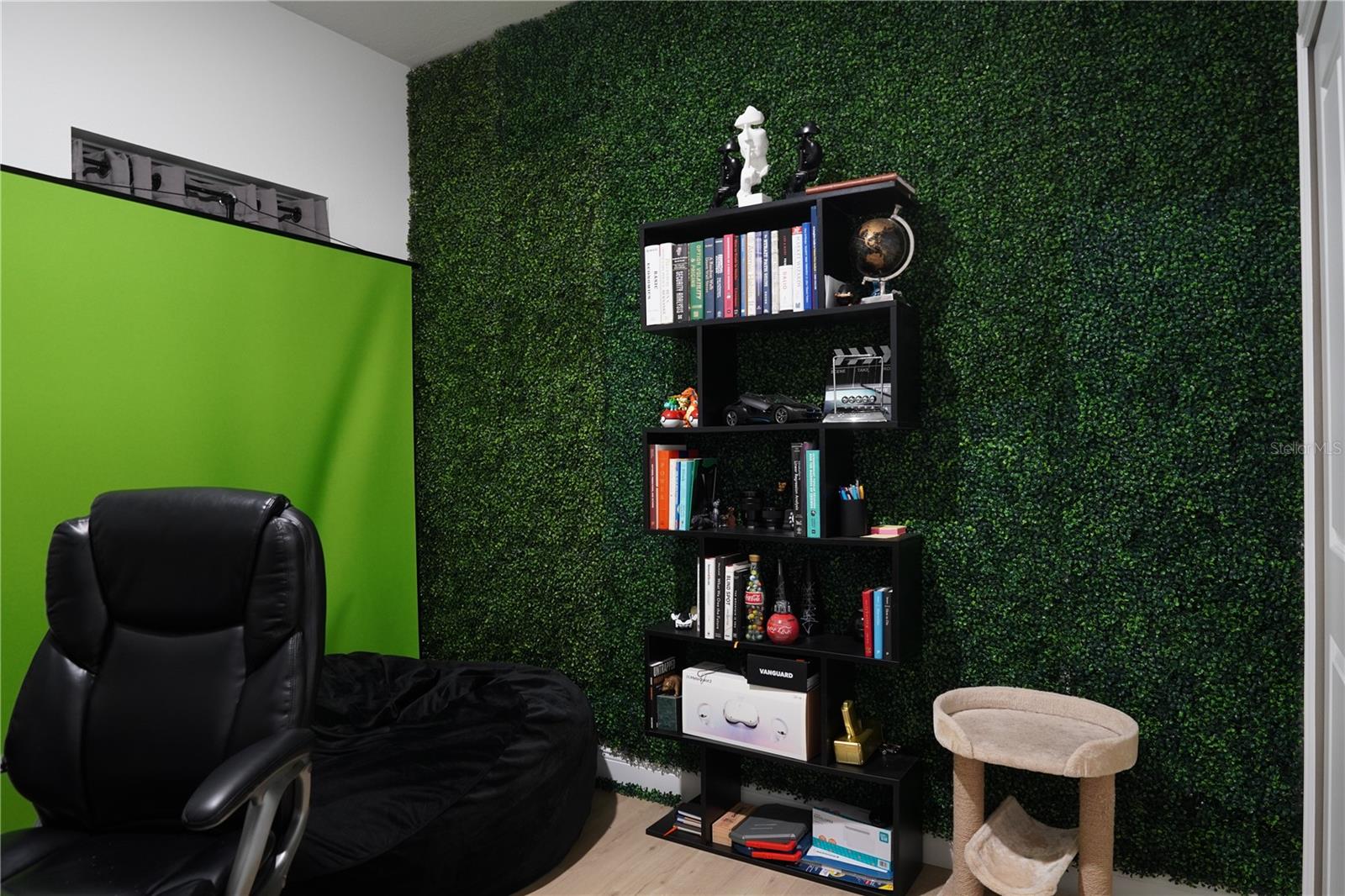 MARION OAKS UN 04 - Residential