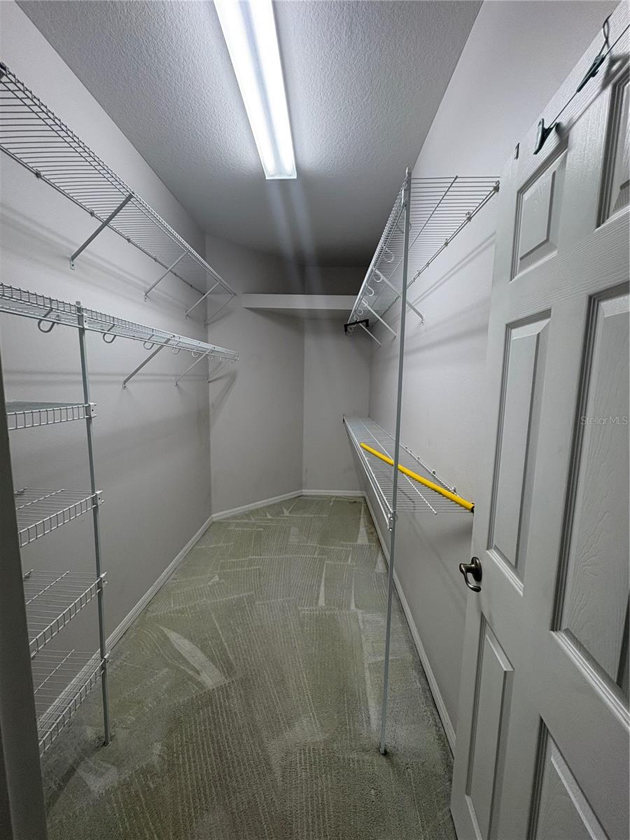 TRADITIONS PH 01 - Residential Lease