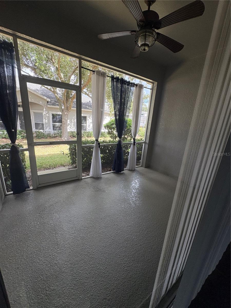 TRADITIONS PH 01 - Residential Lease