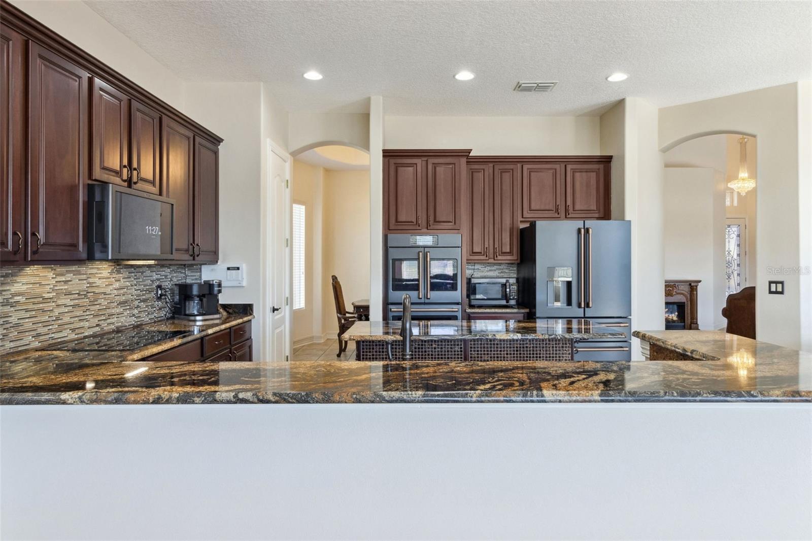 BUCKINGHAM ESTATES - Residential