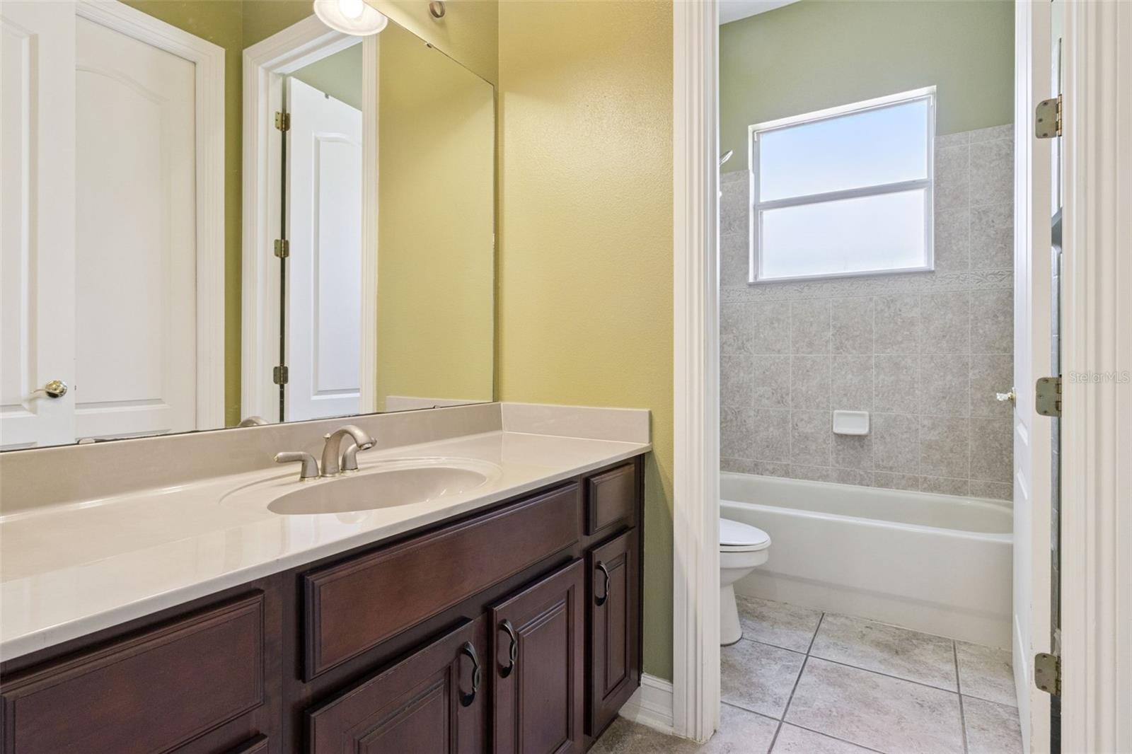 BUCKINGHAM ESTATES - Residential