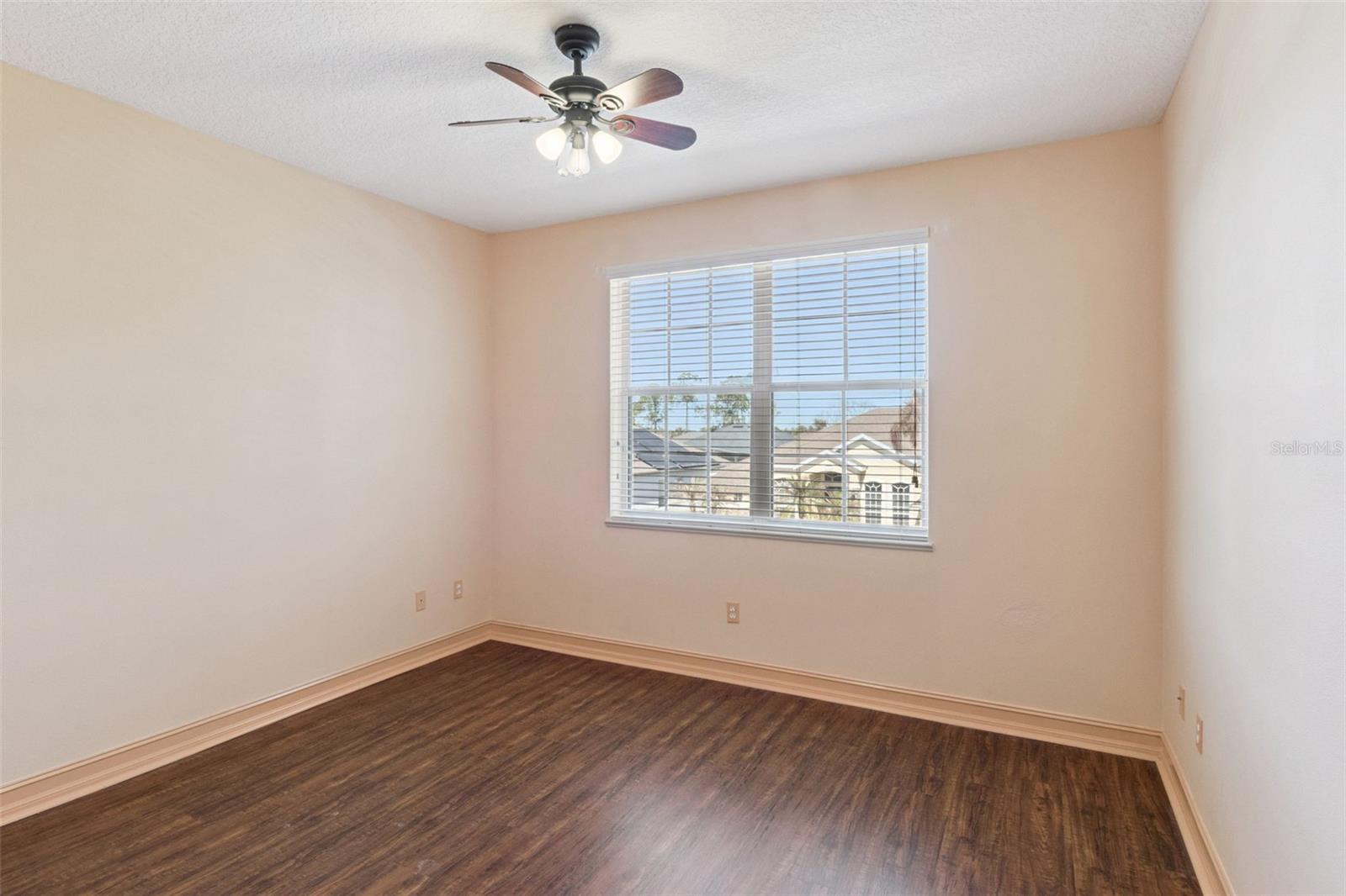 BUCKINGHAM ESTATES - Residential