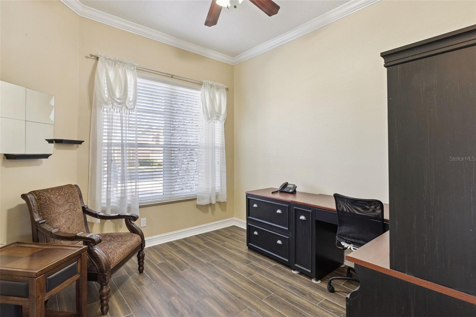 BUCKINGHAM ESTATES - Residential