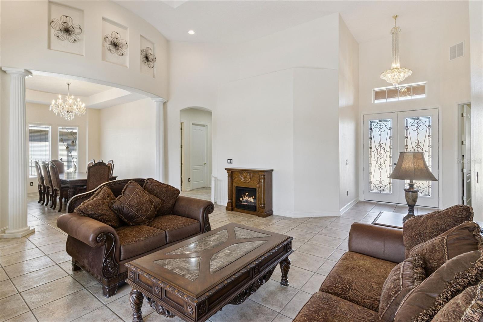 6473 EVERINGHAM LANE