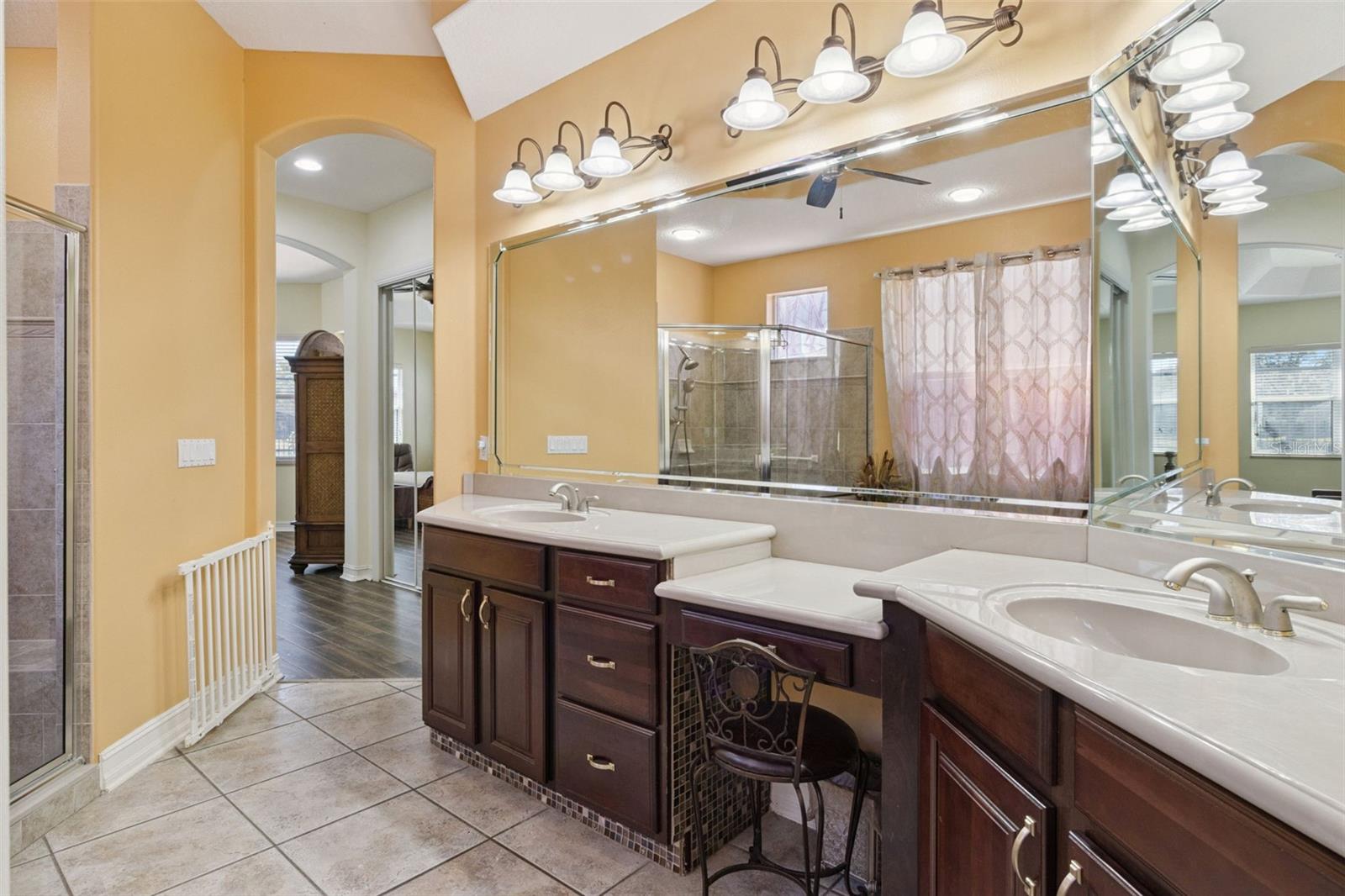 BUCKINGHAM ESTATES - Residential